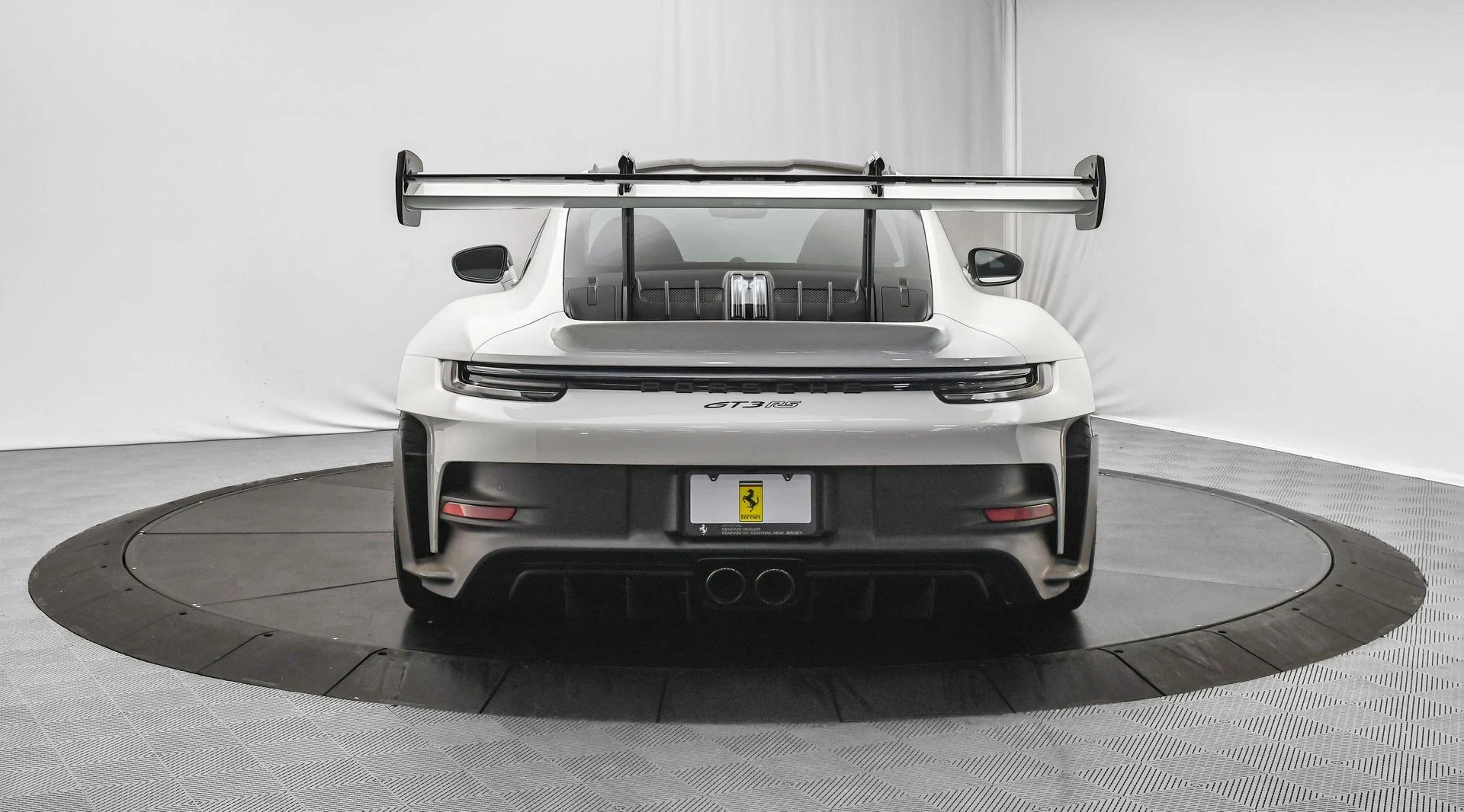 mph005_2565444110_Used_2025_Porsche_911_GT_3_RS_1757454176_c82e0187b9