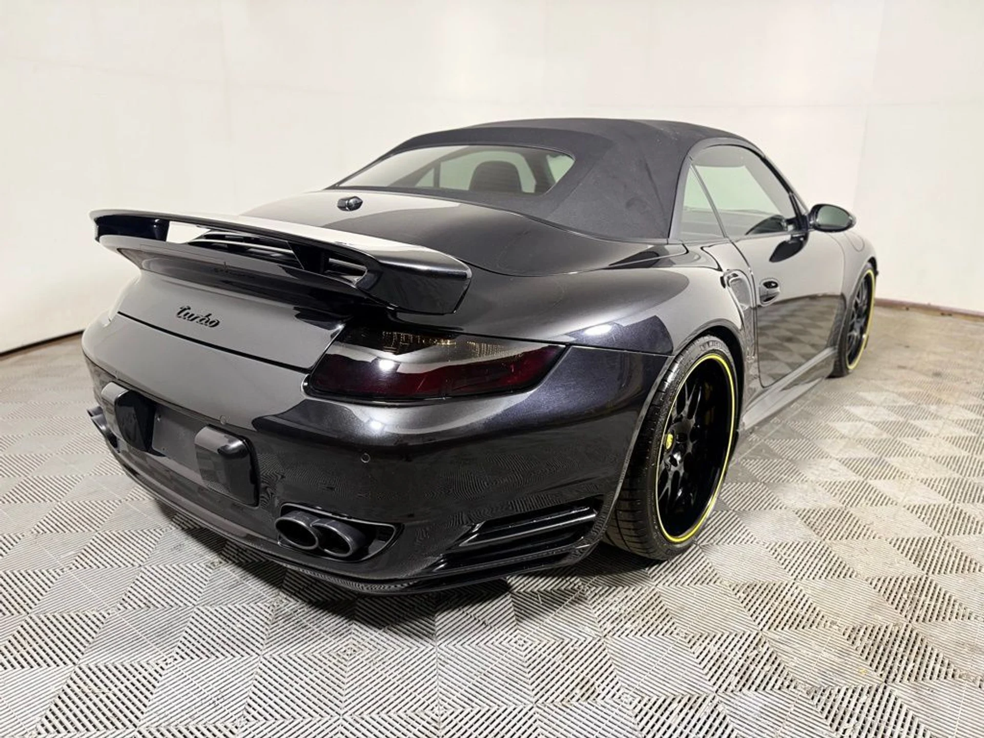 mph005_2571839587_5c5272aff527485b469052ba178aba01x_d4994b3707