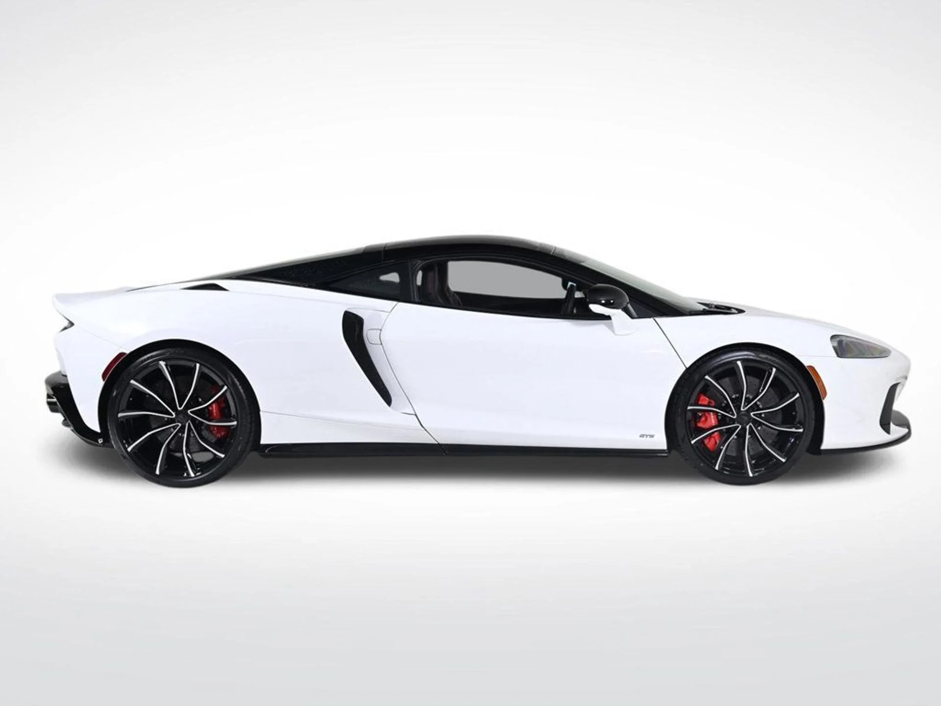mph005_2572421155_new_2026_mclaren_gts_techluxcoupe_11350_22972747_6_1024_06f120ad69