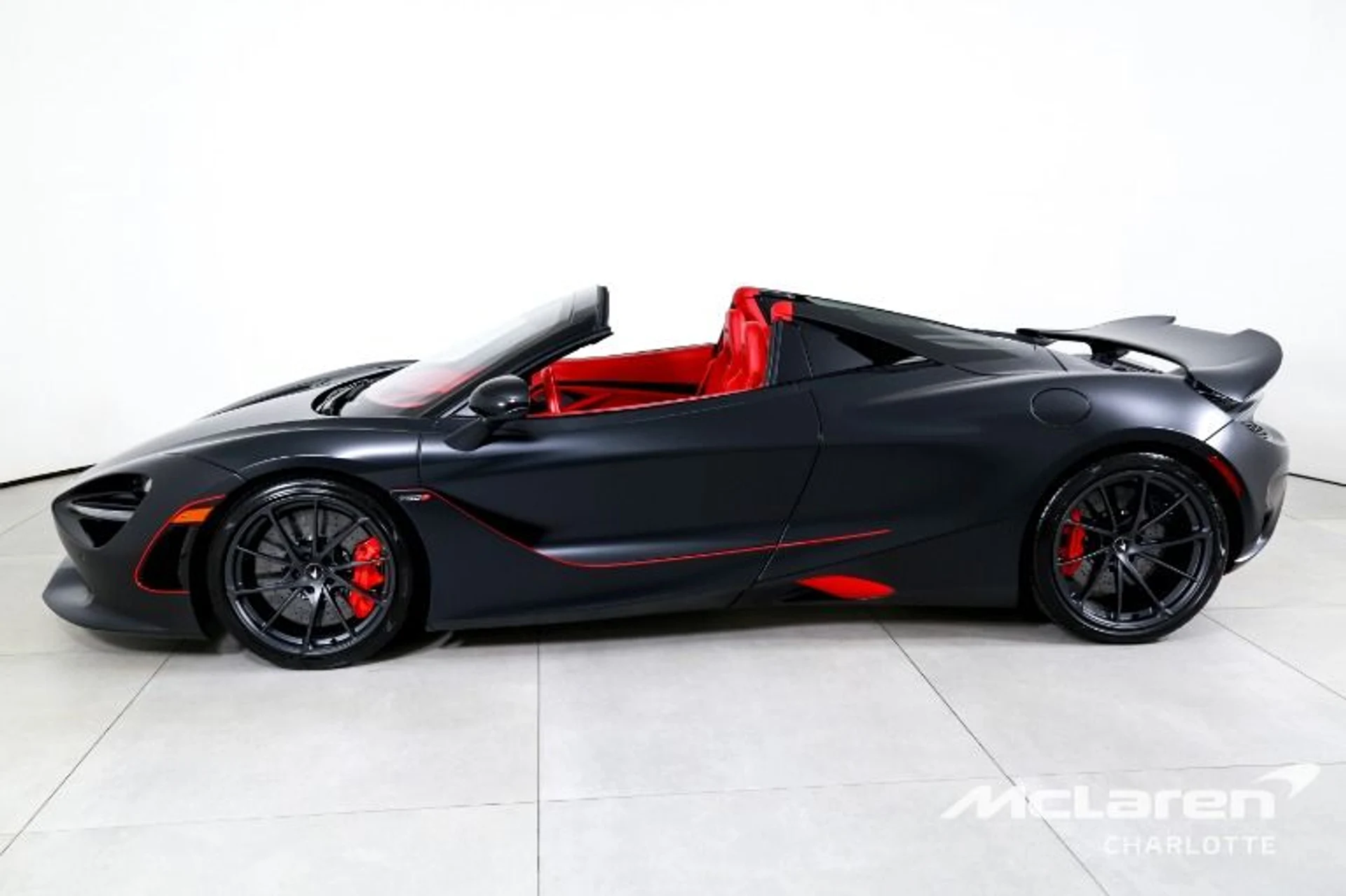 mph005_257253629_Used_2025_Mc_Laren_750_S_Spider_28a6c34476