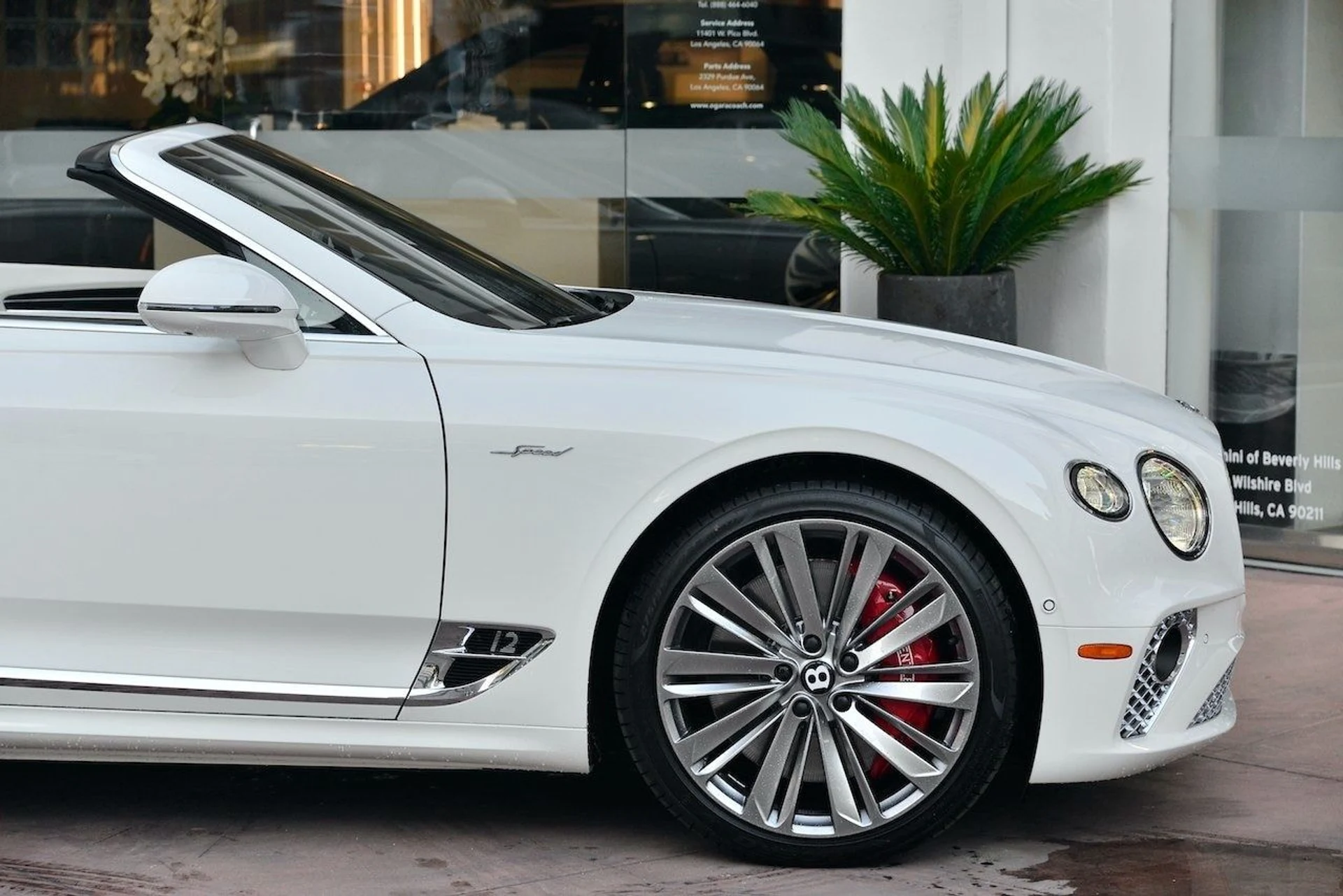 mph005_2578269276_68ae26cb3213979381f6a34219c9b017x_147ac1e327