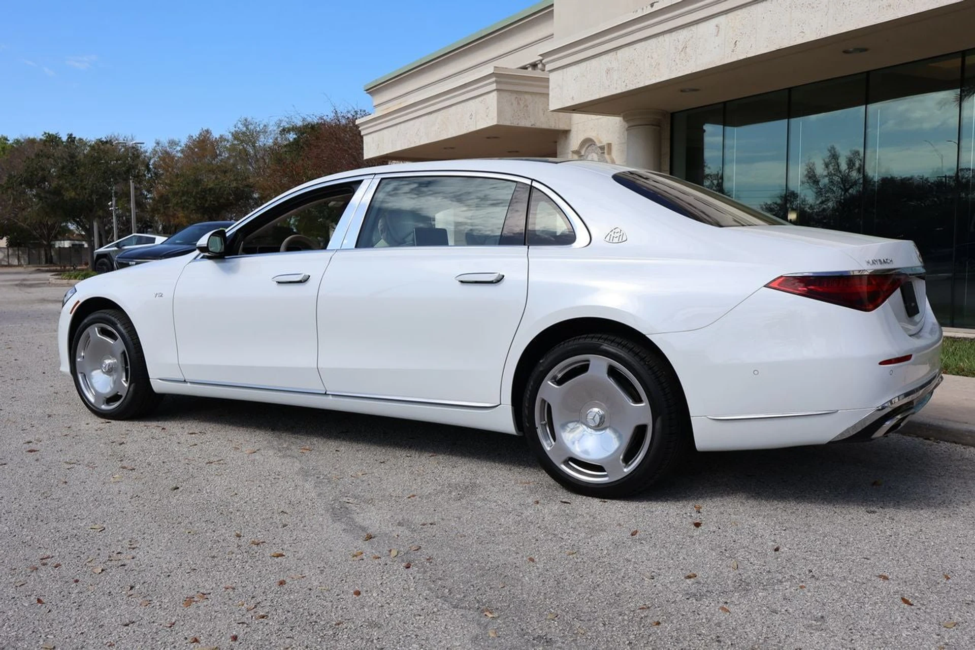 mph005_257980429_6_a447bad692