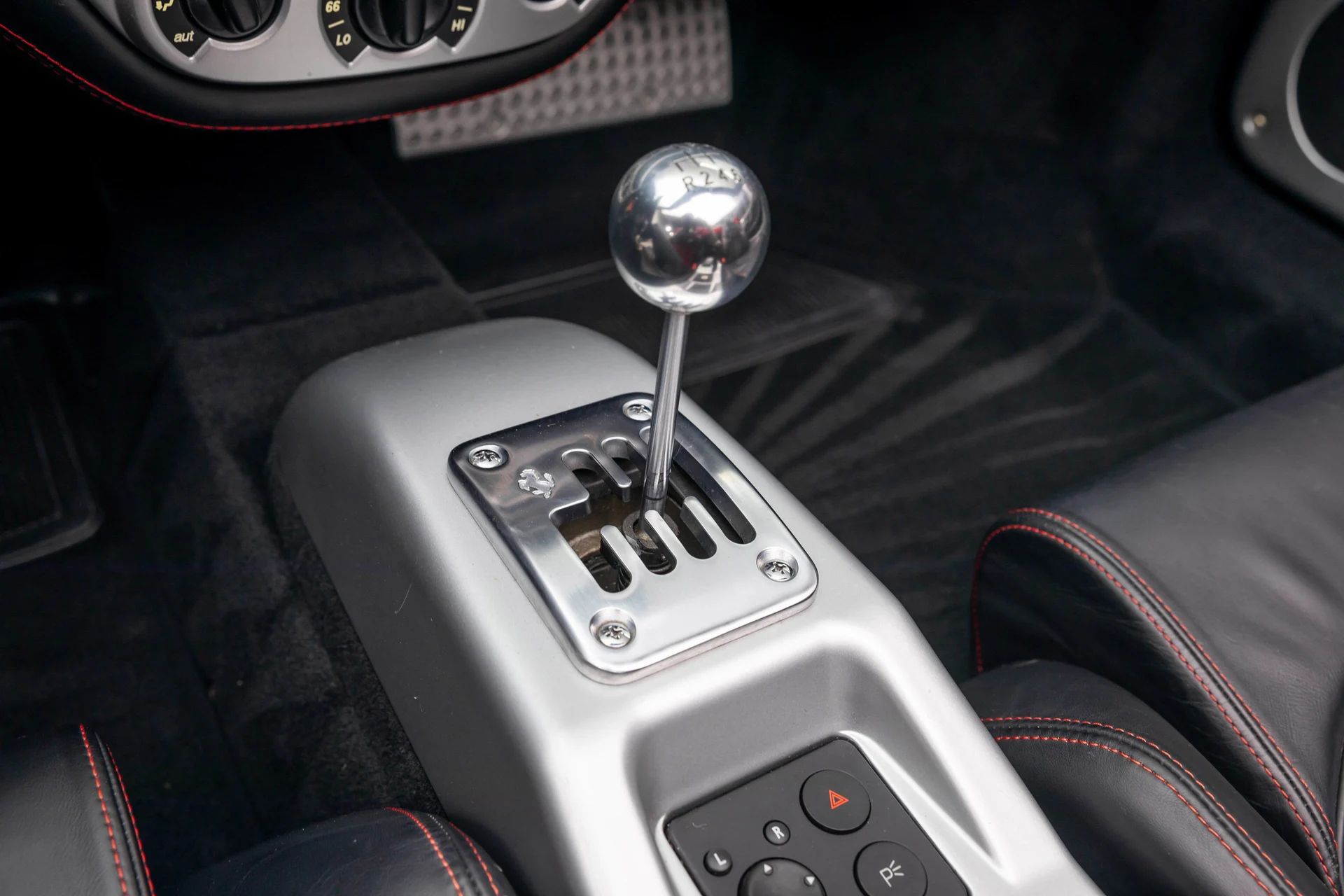 mph005_2581351002_1f757e04ecbf48b38392c6142177b176_0735518582