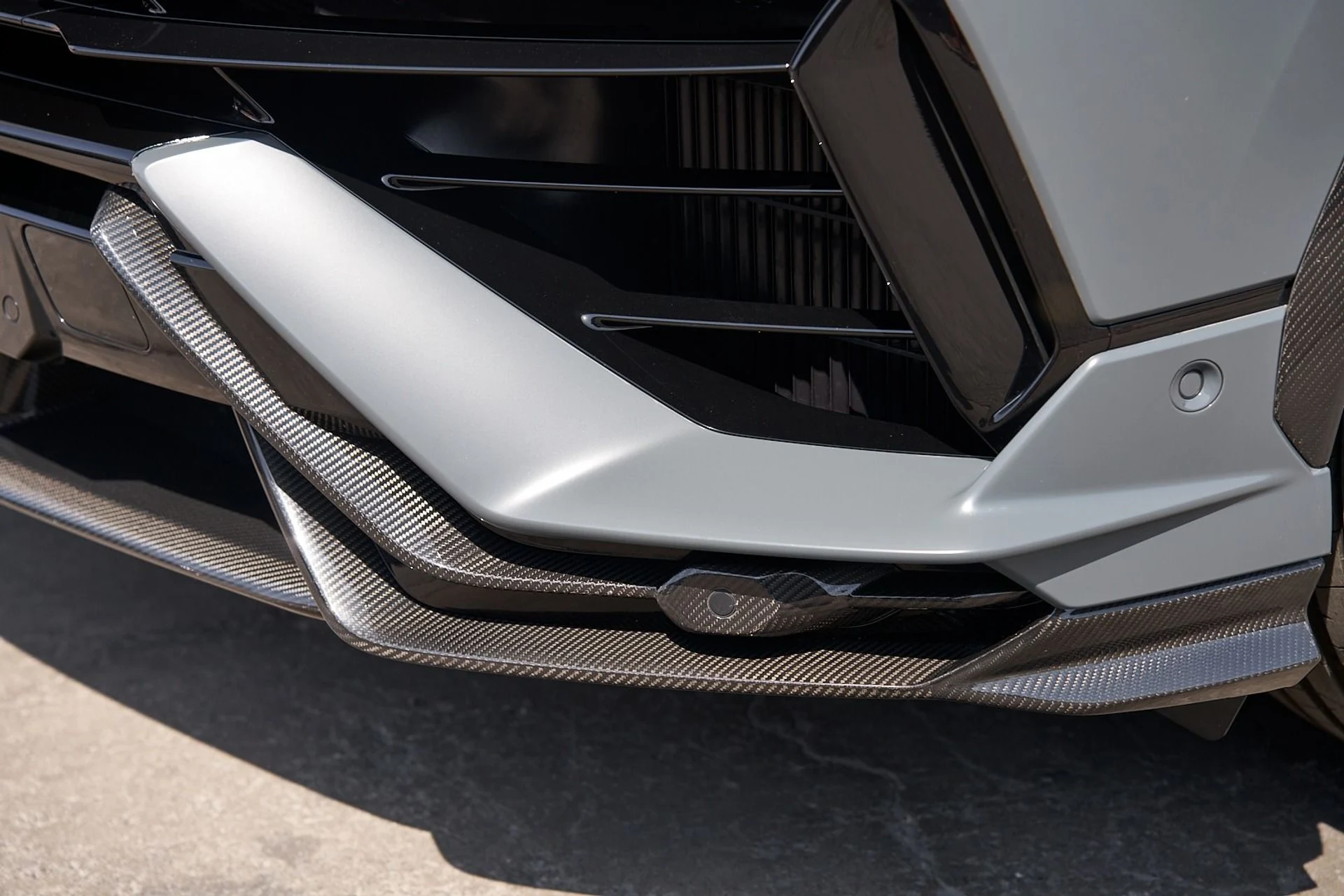mph005_2589934555_Used_2024_Lamborghini_Urus_Performante_1743293329_c32329280e