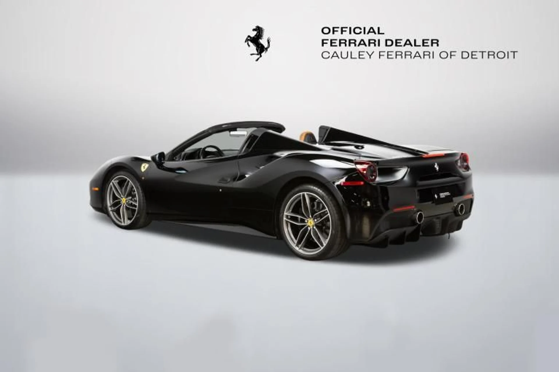 mph005_2596034456_Used_2017_Ferrari_488_Spider_1775161254_57aca975ea