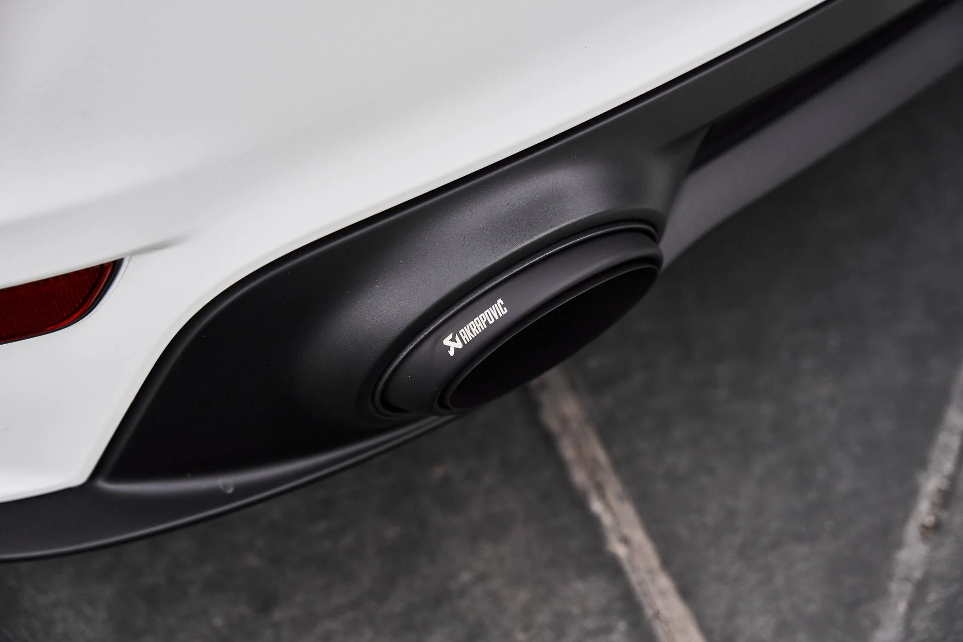 mph005_2597515423_Used_2024_Porsche_911_Turbo_S_1776446275_b669759dfa