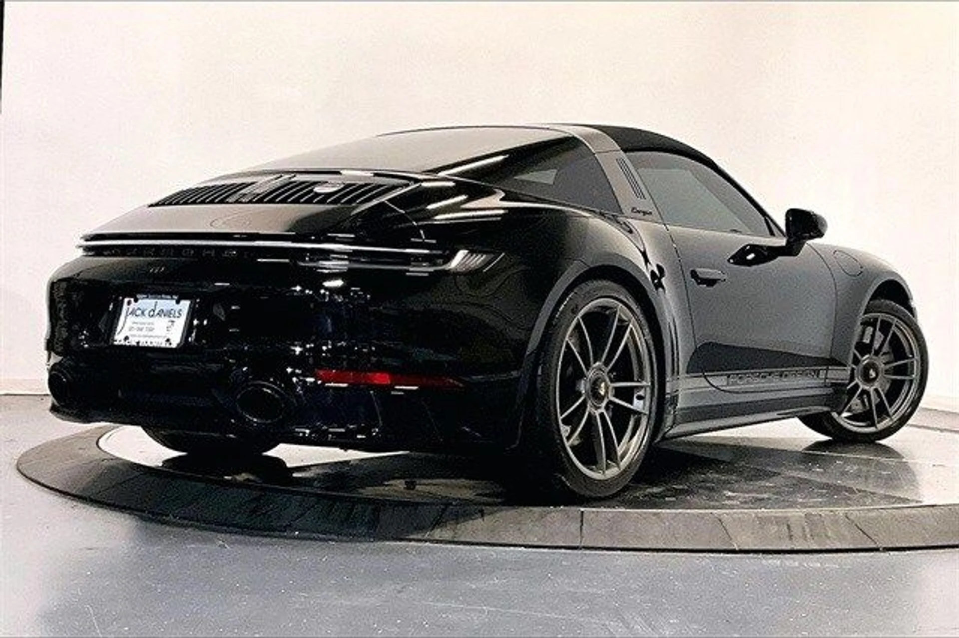 mph005_260824103_53665ad23f66ea2647a6c9f759d1fcfcx_3fd961081d