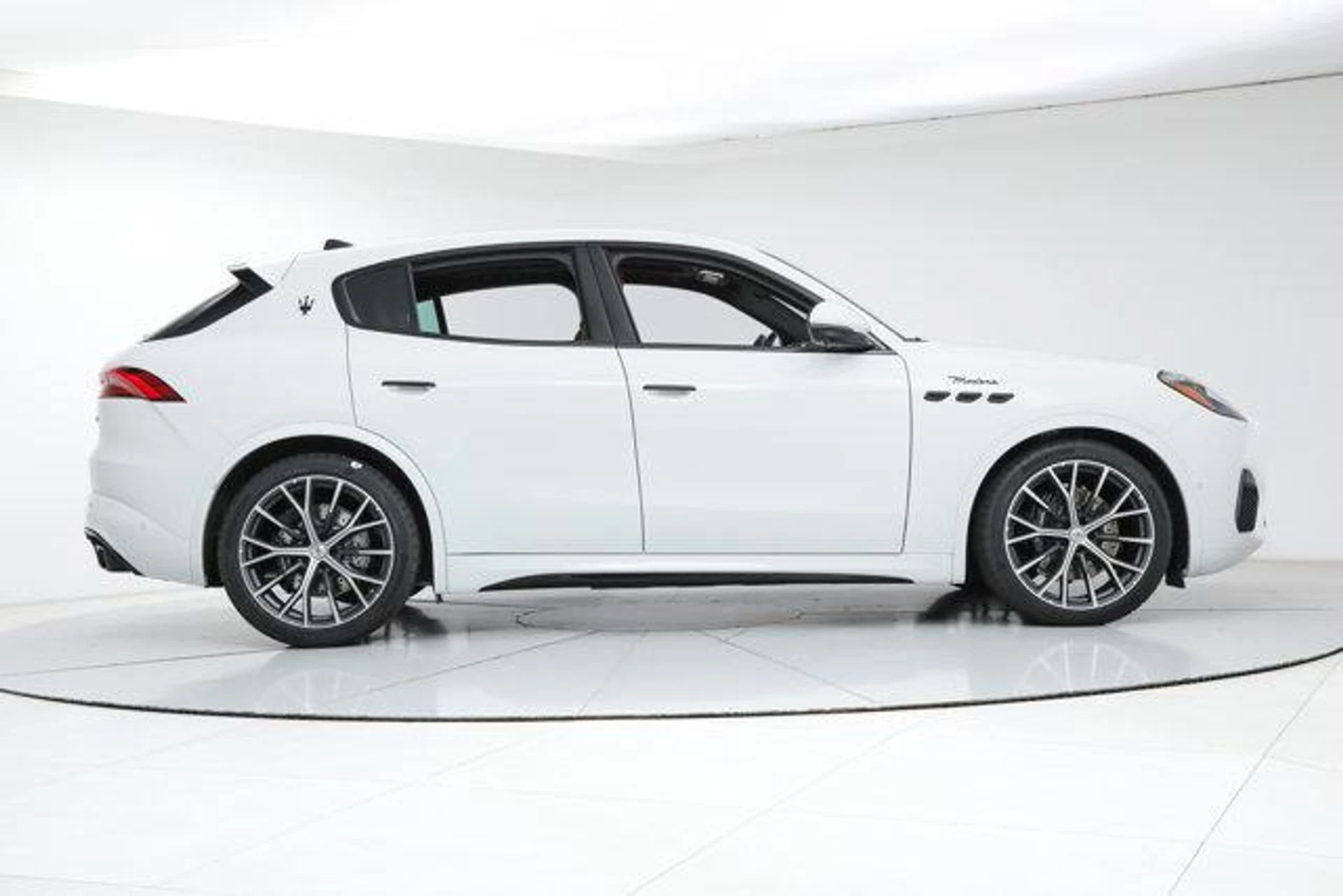 mph005_2609547739_is_Qp_Oeu_C_Il_Pv_Q61k_N8_Cc_JN_5m7bw_3be684beb3