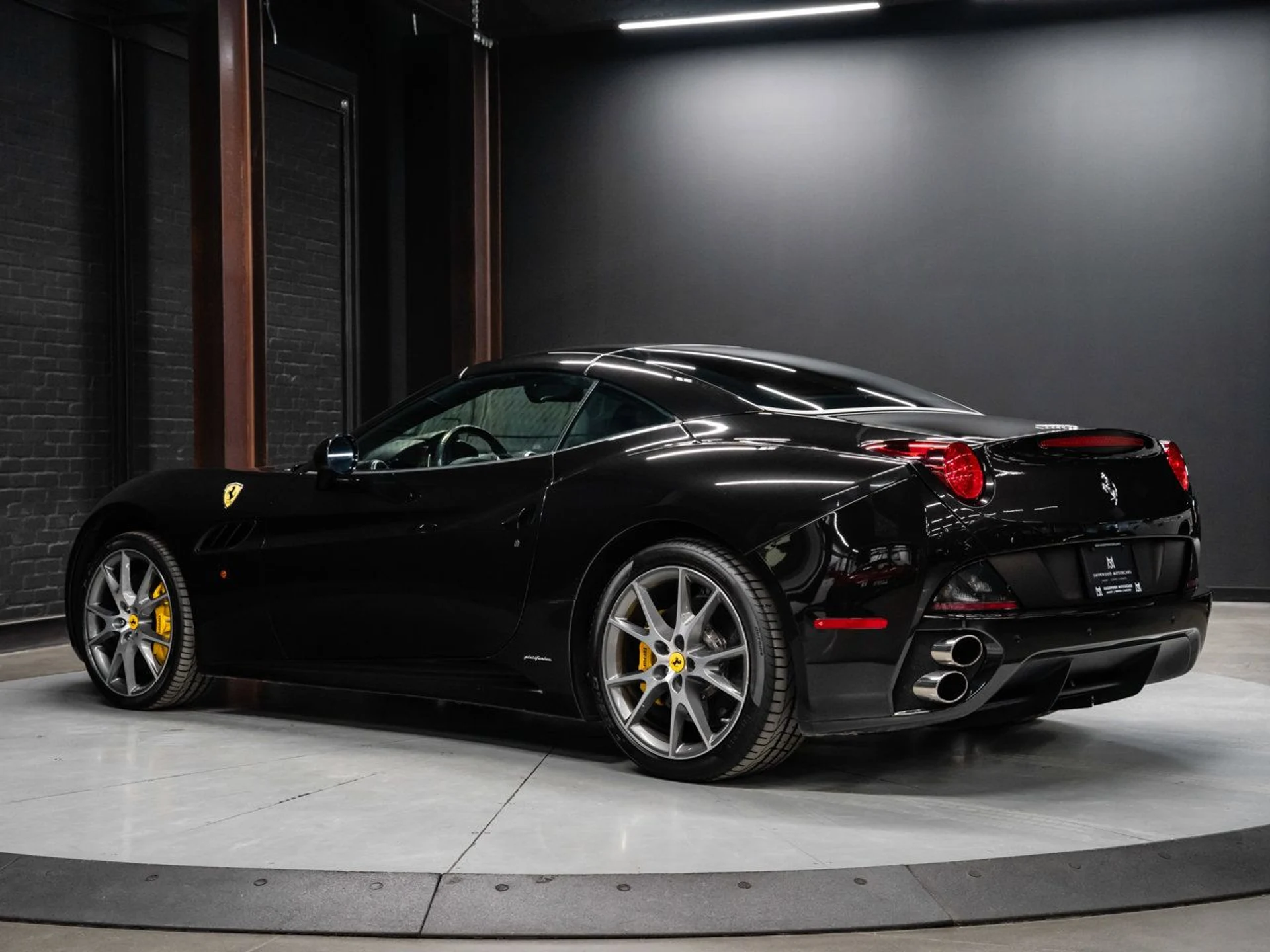 mph005_2616492372_ferrari_california_2011_23e2534e14