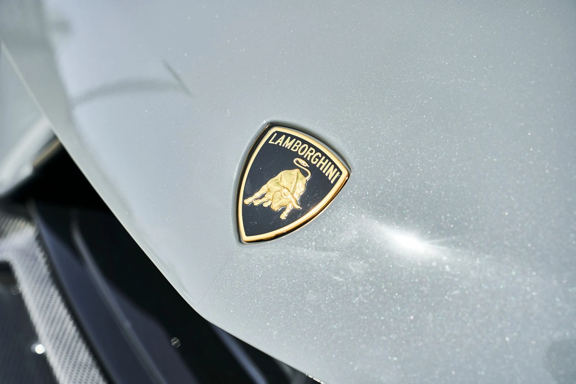 mph005_262189996_Used_2024_Lamborghini_Revuelto_Base_1789623329_2e4a9199d9
