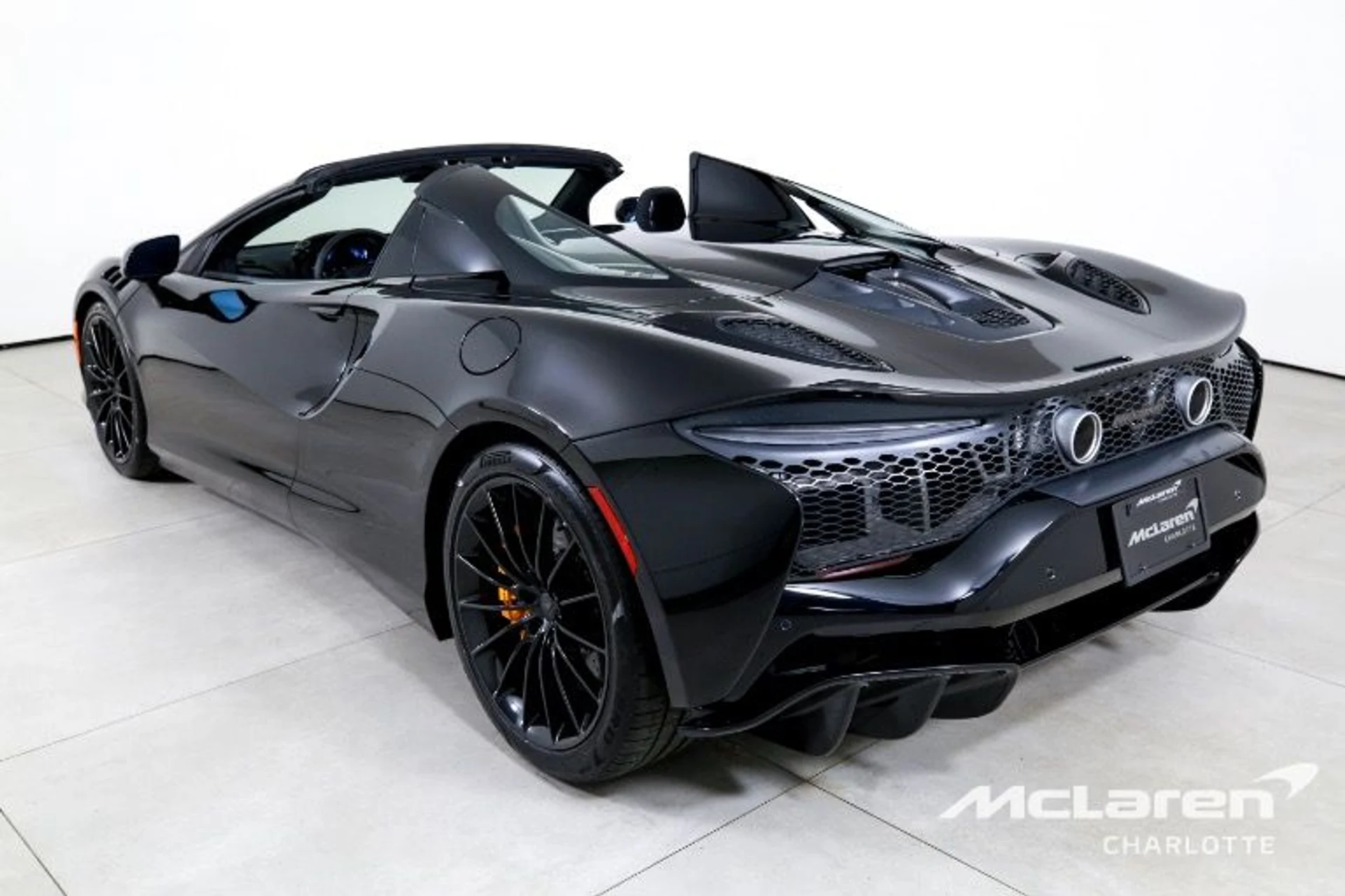 mph005_262190290_New_2025_Mc_Laren_Artura_Spider_3d66965922