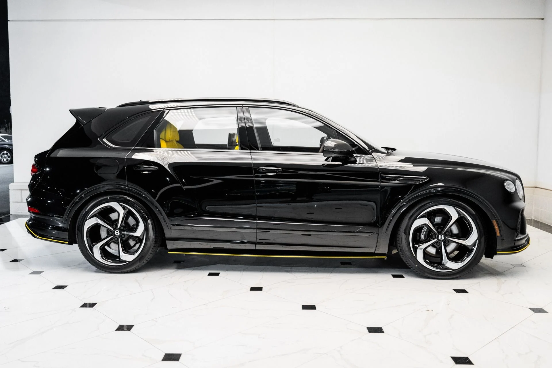 mph005_2622913959_Used_2024_Bentley_Bentayga_S_V8_1734149546_6f6ed396a4