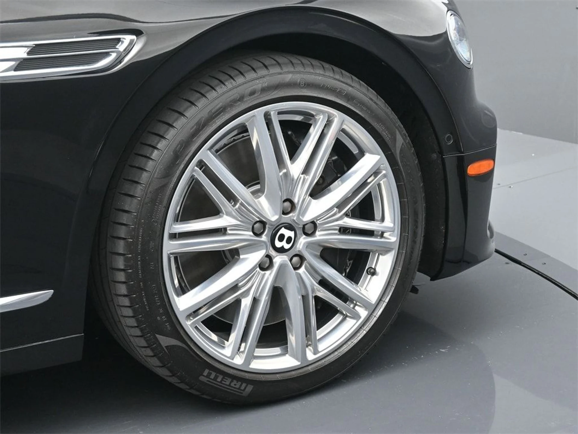 mph005_2629537232_007feddb299b0326e4eecf7d75e1a366x_c46ea648cb