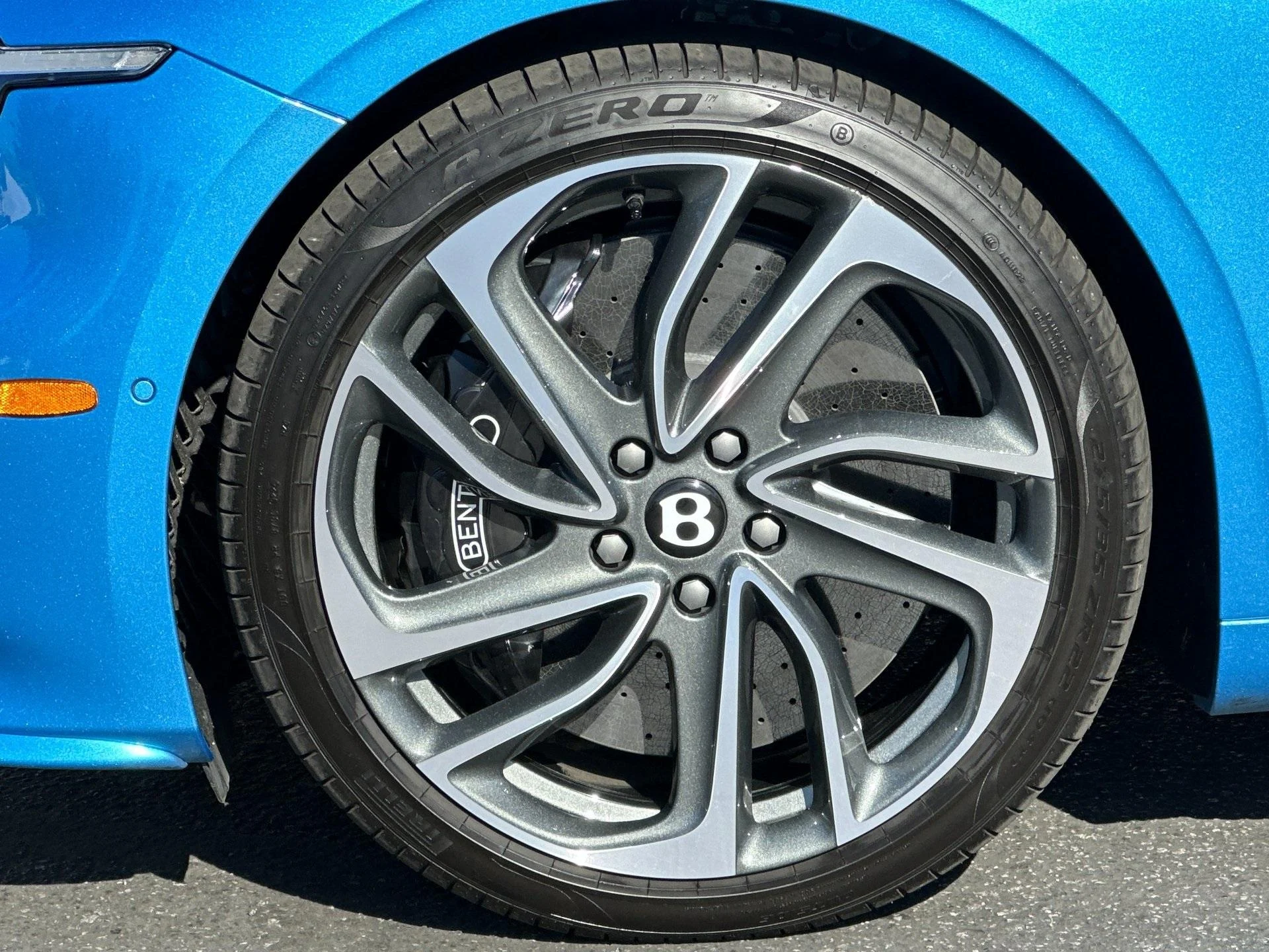 mph005_2632771519_New_2025_Bentley_Continental_GT_GT_Speed_1760604261_6e4d0128f2