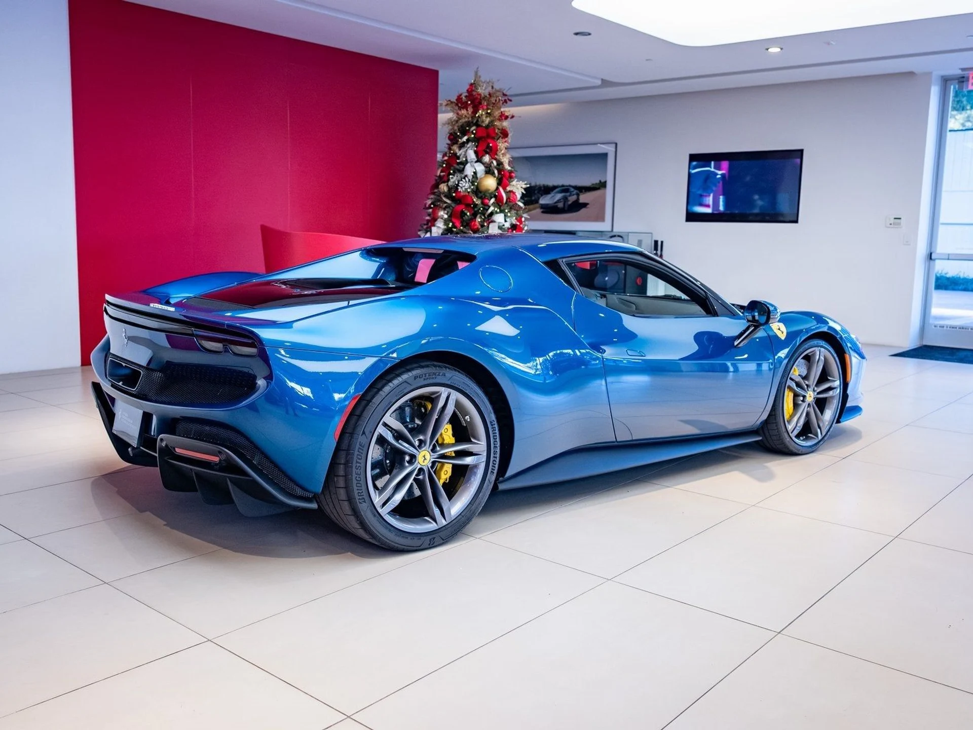 mph005_2636264886_6_647461bd95