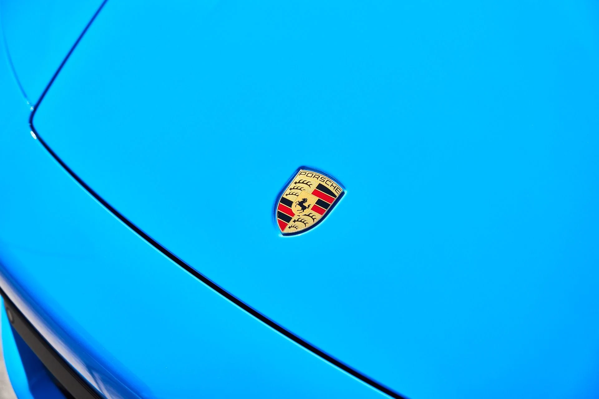 mph005_2643650087_Used_2023_Porsche_911_Turbo_S_1777508478_ba6f51323a