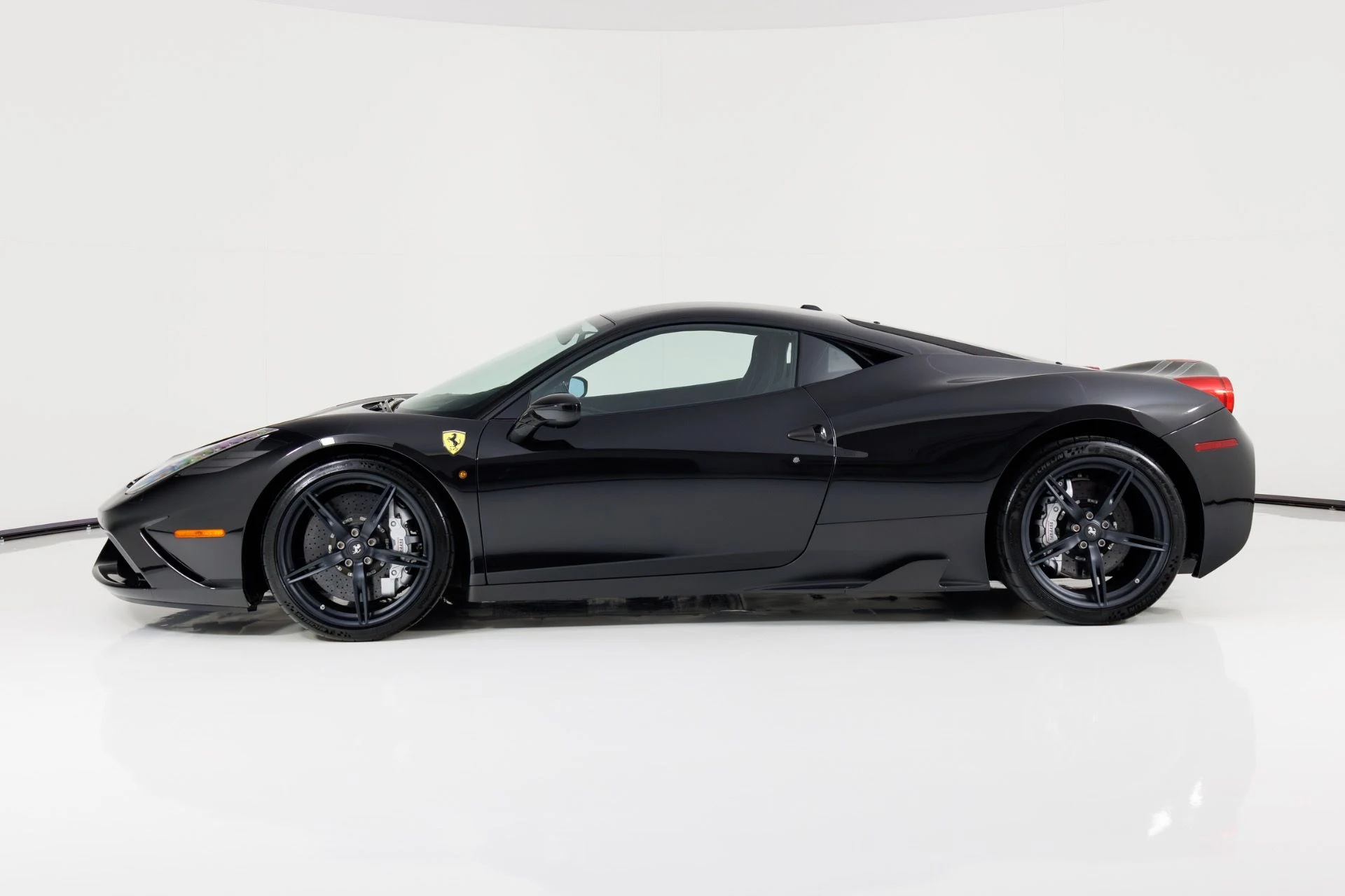 mph005_2645429823_Used_2014_Ferrari_458_Italia_Speciale_1770745778_dd791813d4