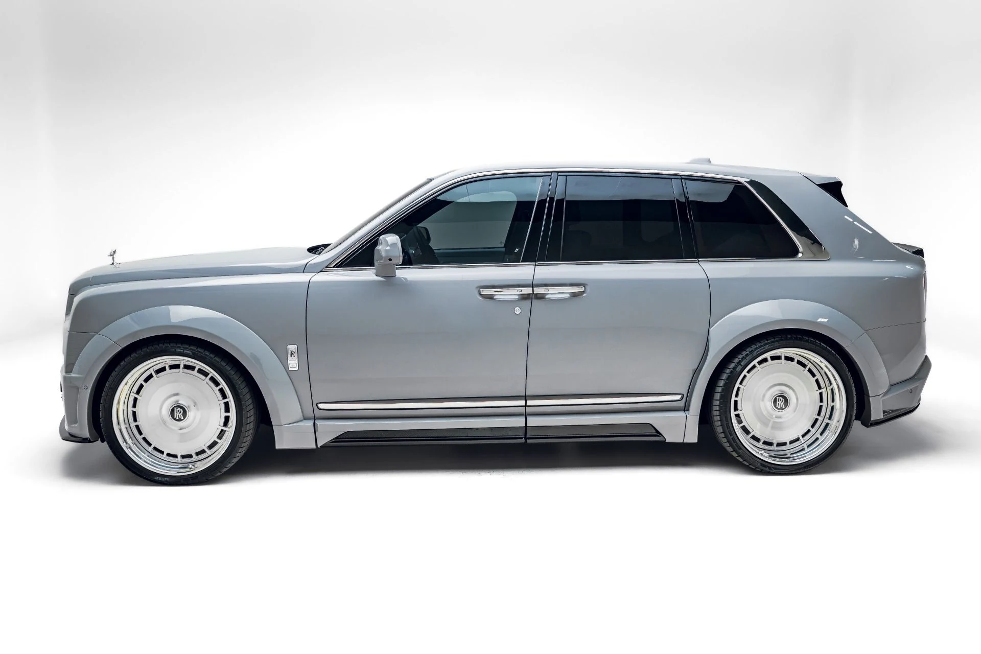mph005_2647385579_Used_2026_Rolls_Royce_Cullinan_1782859402_04f8afdd47