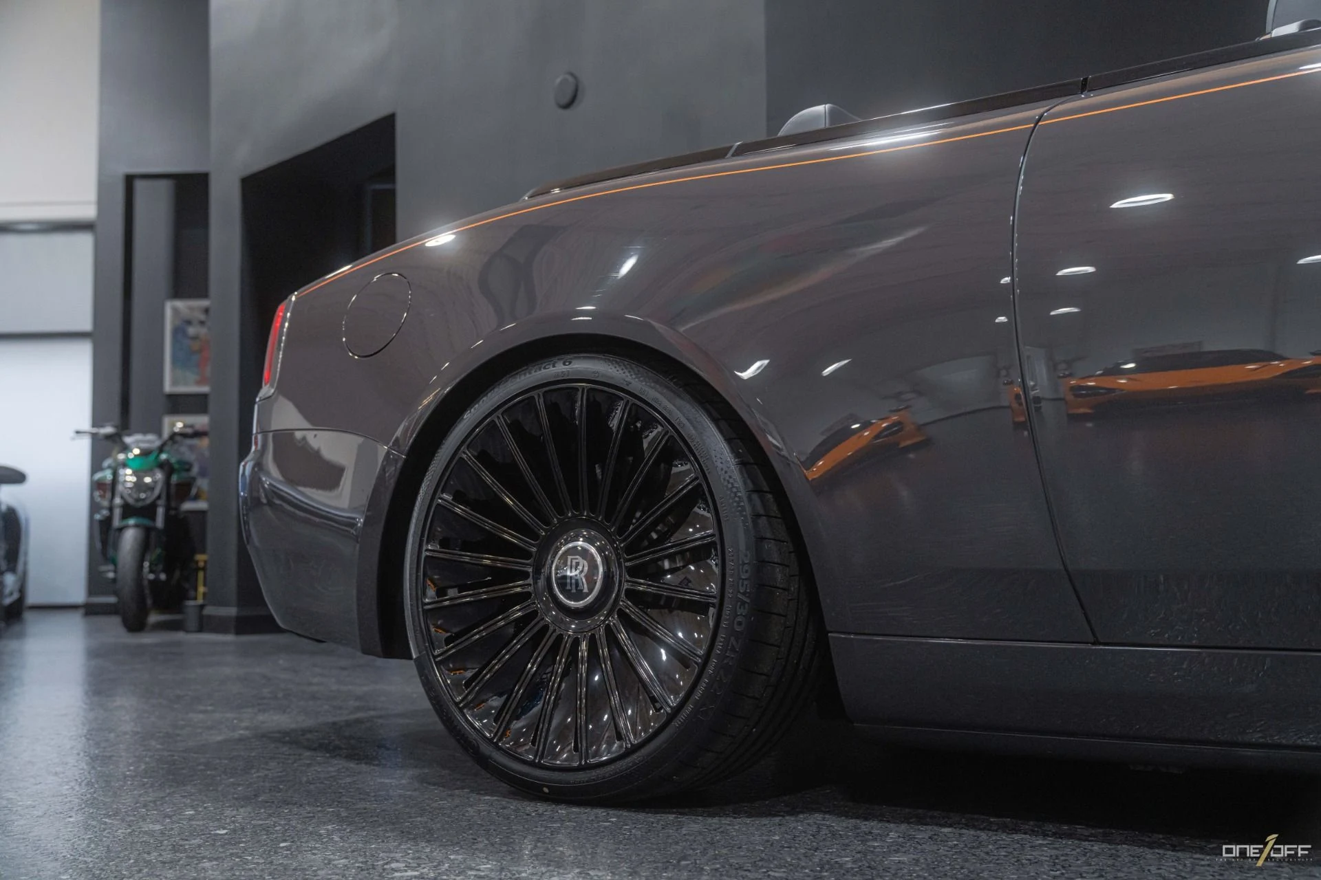 mph005_2647809201_Used_2018_Rolls_Royce_Dawn_1_of_1_Bespoke_Special_Order_Black_Badge_1731615441_6af1cf4b9f