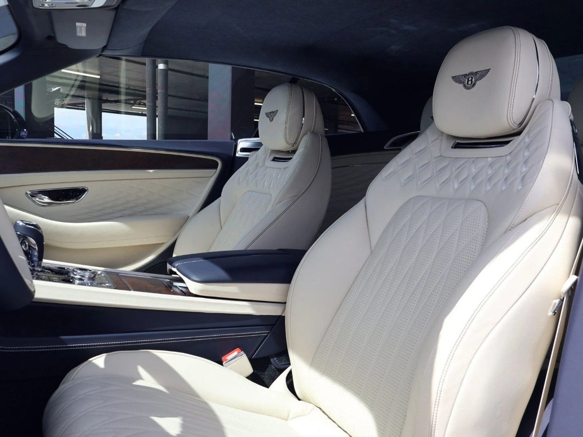 mph005_2651261861_468092e2f9b93e1a3e676ccf24b1b069x_a1c47f2816