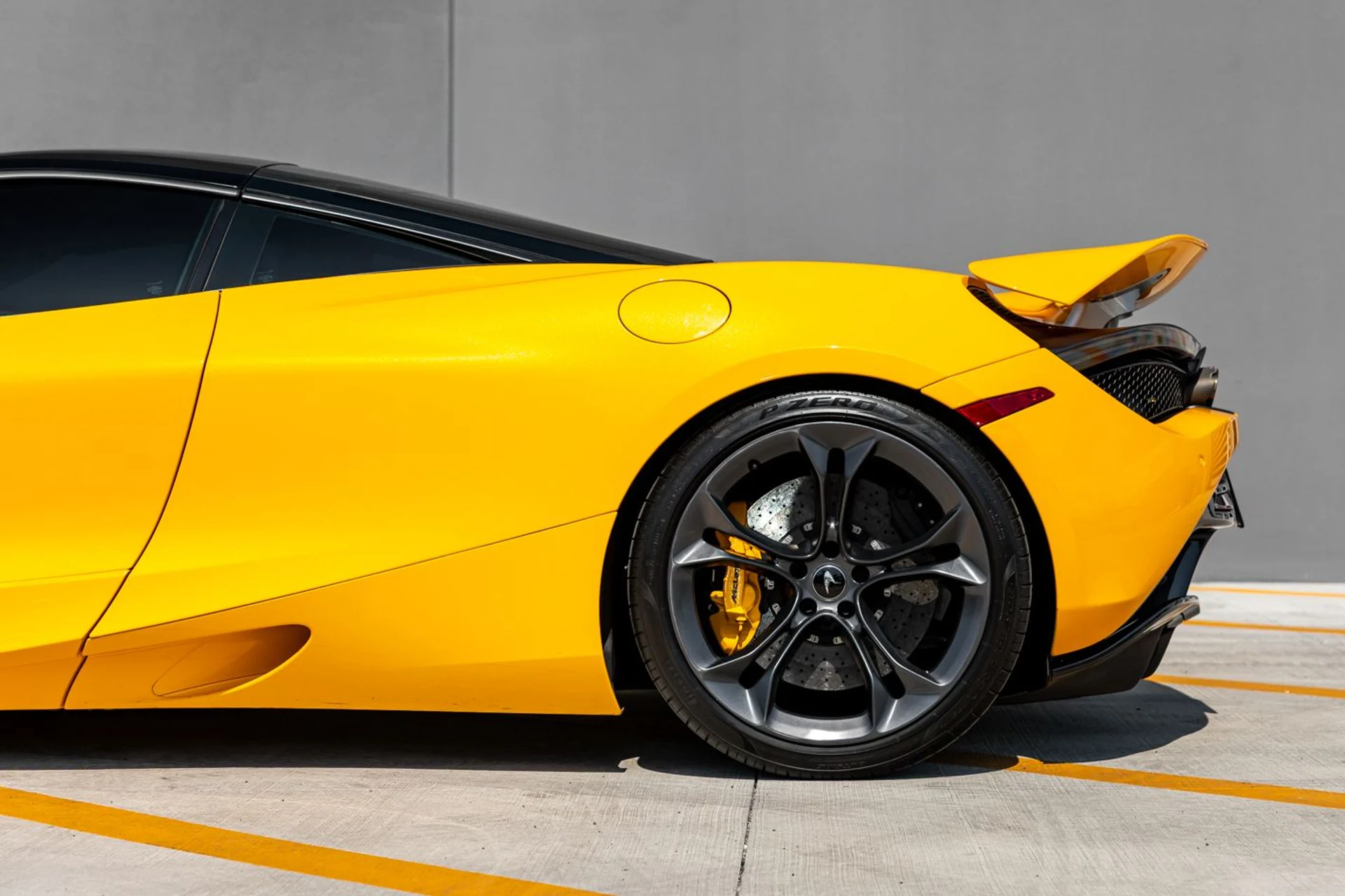 mph005_2652868344_Used_2019_Mc_Laren_720_S_7fc7a37531