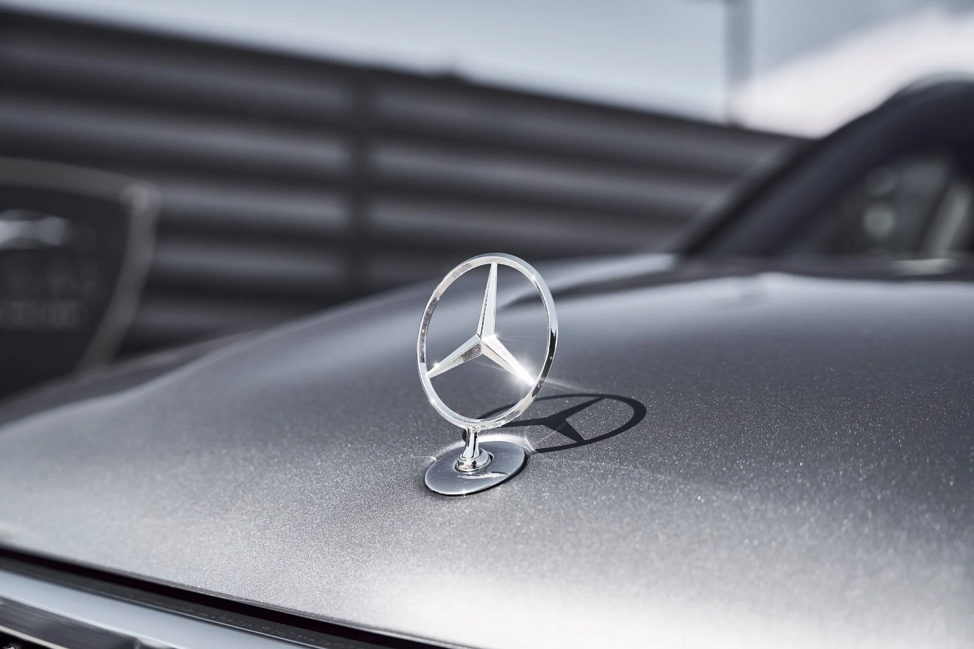 mph005_2653119184_Used_2025_Mercedes_Benz_GLS_Maybach_GLS_600_1771467883_2544aa005a