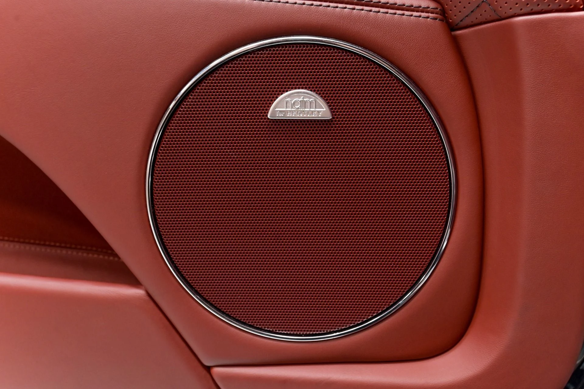 mph005_2654148311_Used_2017_Bentley_Flying_Spur_W12_S_1782583003_ff4ea9e413