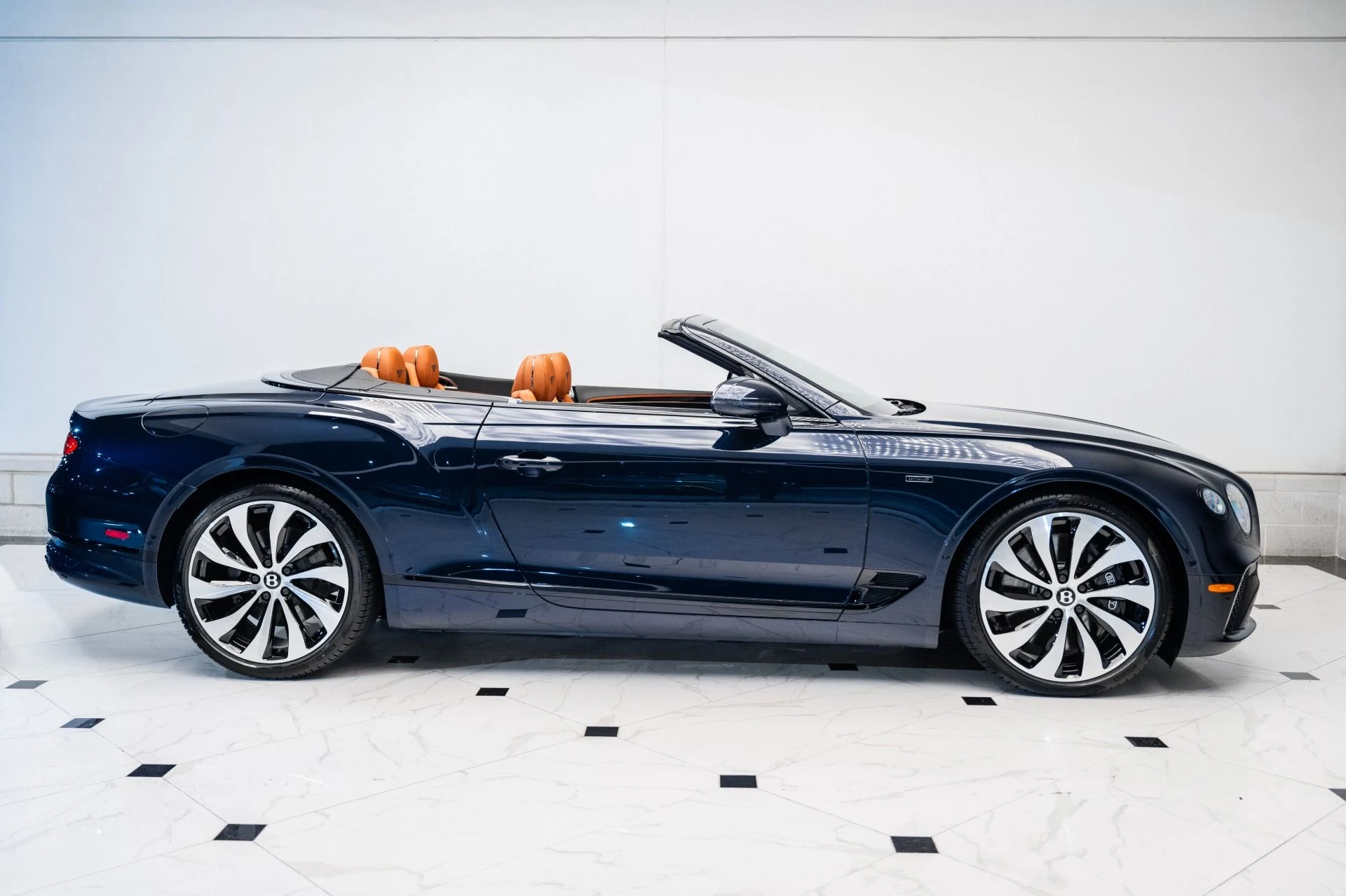 mph005_265559184_Used_2024_Bentley_Continental_GTC_Edition_8_1734147977_f666851826