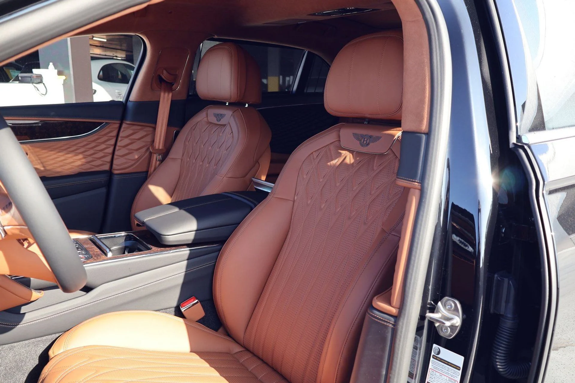 mph005_2656693296_8a05e49e2d061d6efa4cb7fc7abab585x_1b9e718501