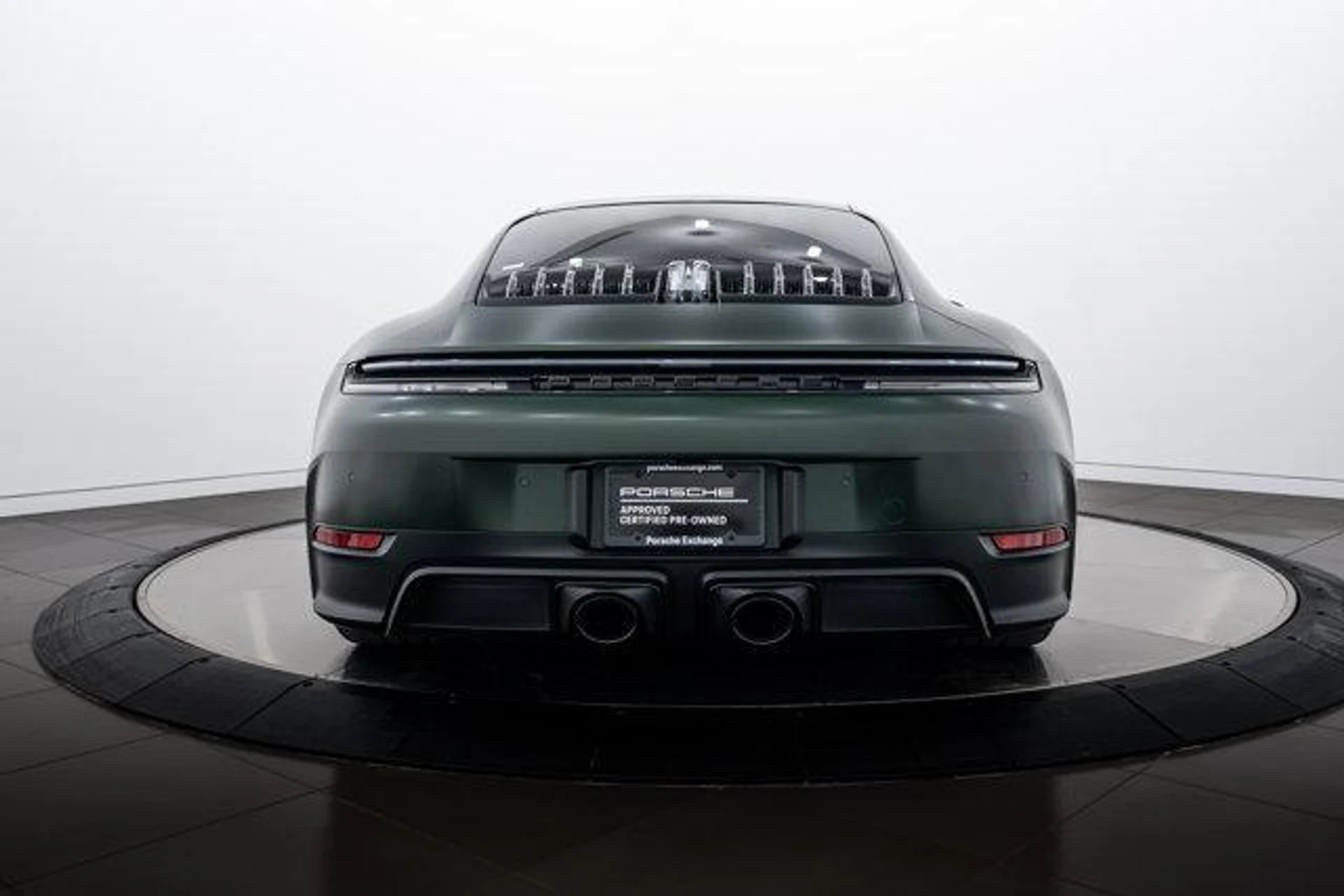 mph005_2669847522_d562_HV_2_JZ_Nv_C_Rv_Vp_Cl_W_Ncmrpb_Q_712b15877d