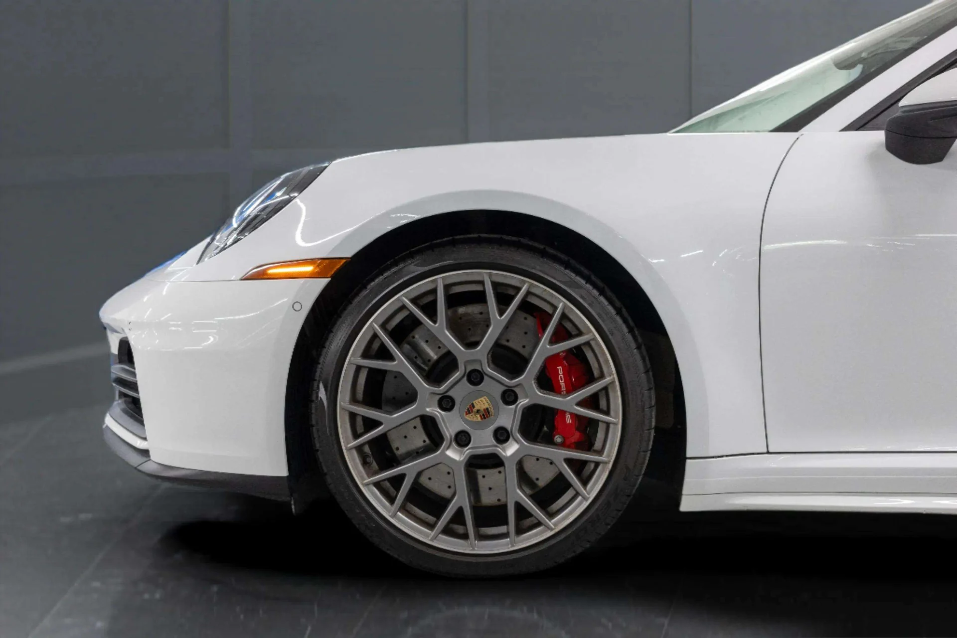 mph005_2675770121_b680bf70_90ca_4683_88d9_86cf1a0965a5_202520_Porsche2091120_Carrera20_S20_Cabriolet2028_WP_0_CH_2_A91_SS_24928329_6_1110422a85
