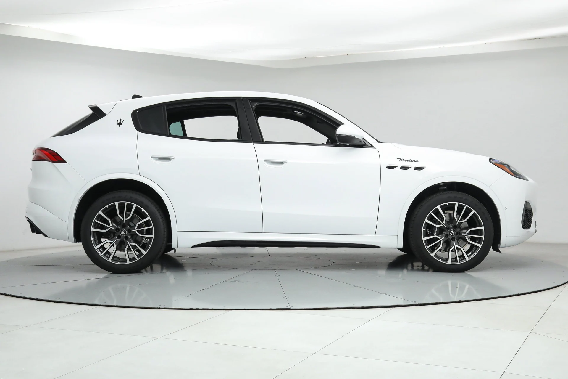 mph005_2679601431_e0b51a1cc4c43a4acf6098cc7ae47289_33c43f456a