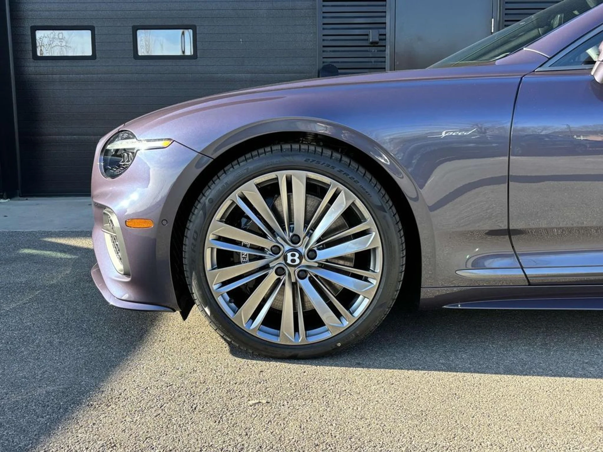 mph005_2684286710_0c5eea15c65efd0df4a4dd2326fb8f9bx_b5279190c5