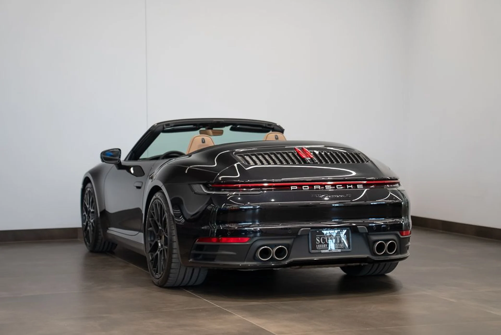 mph005_2684347759_porsche_911_2022_jpg_v_1780407122_092ddf947b