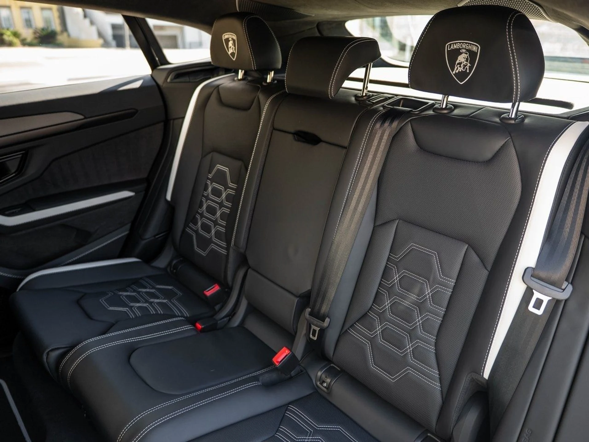 mph005_2693631838_15bae6b87bb58d1e4f60081573476095x_a9e5b1f126