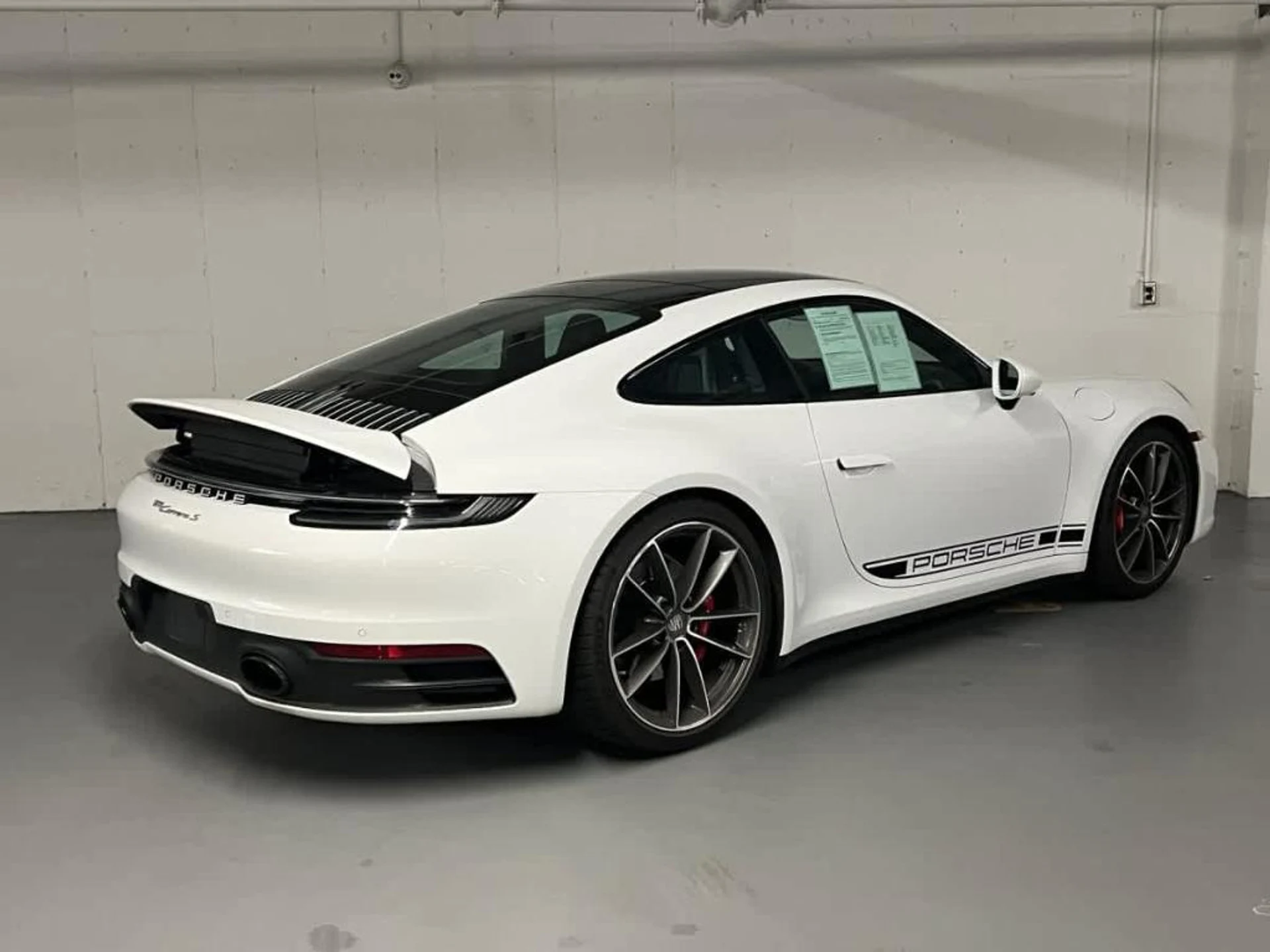 mph005_2695216696_r_LU_Zxuz_Eb_SI_Ub_VY_5_K55k_P95kq_Js_e39da029b1