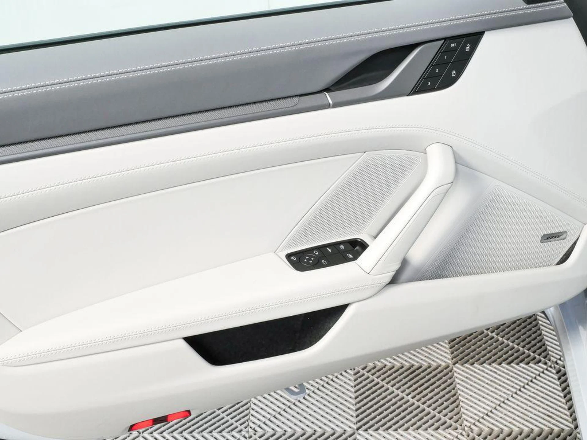 mph005_2698571533_e0_OQ_6_Dpe_Dd_XNP_Iiw0z_E_9o_Ft_M_fd375e949c