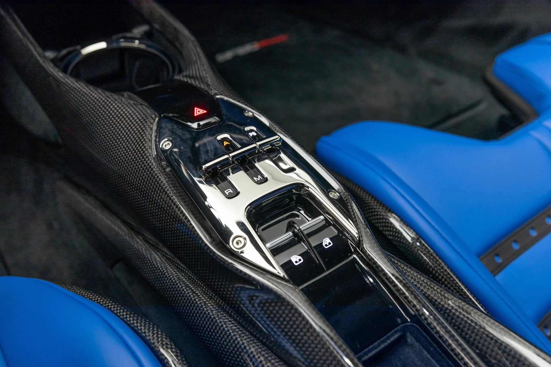 mph005_2701143551_6e2a8d70732b43ad874417a554ca7ff3_ad140e2406