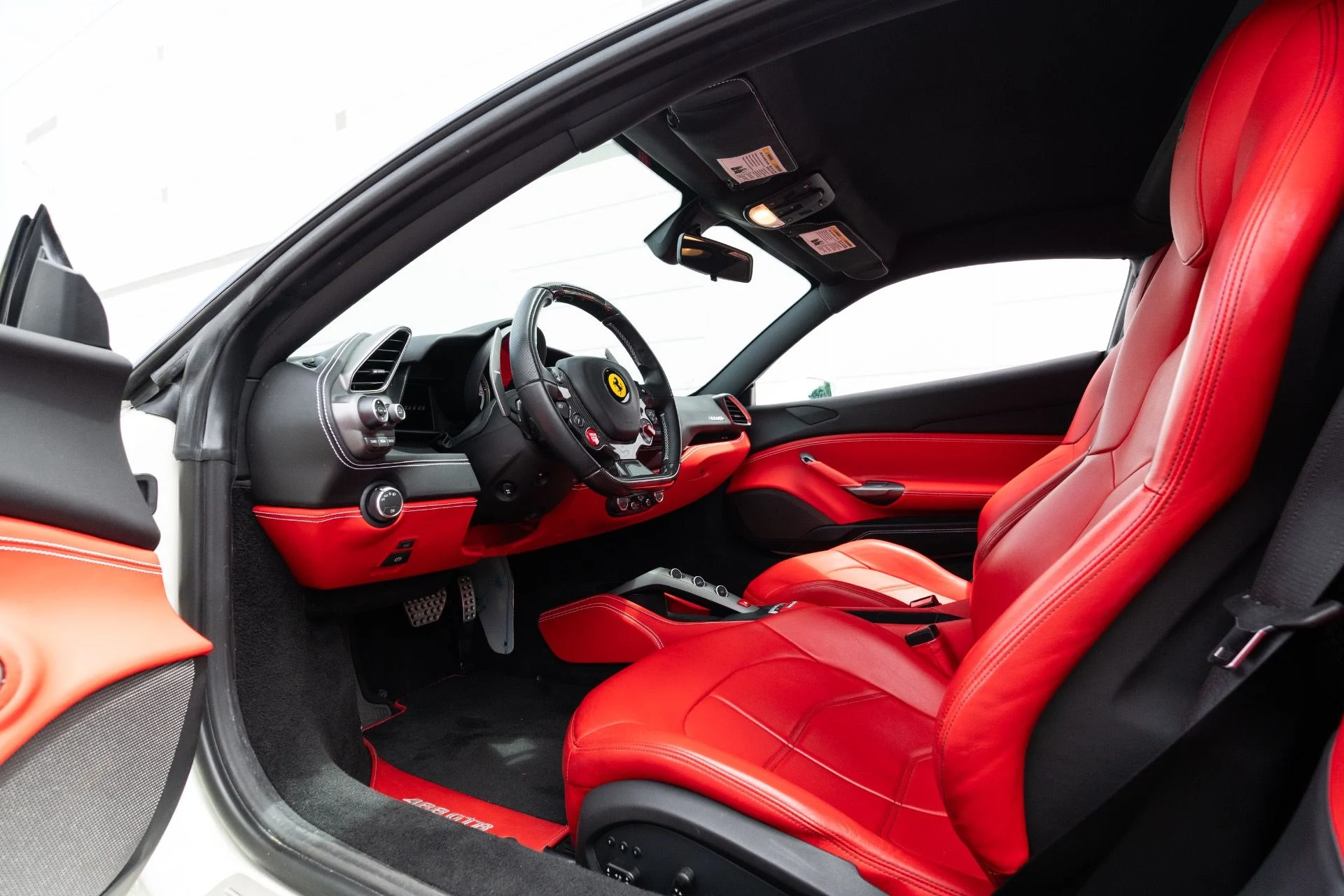 mph005_2701994011_Used_2016_Ferrari_488_GTB_1777085650_58dadff868