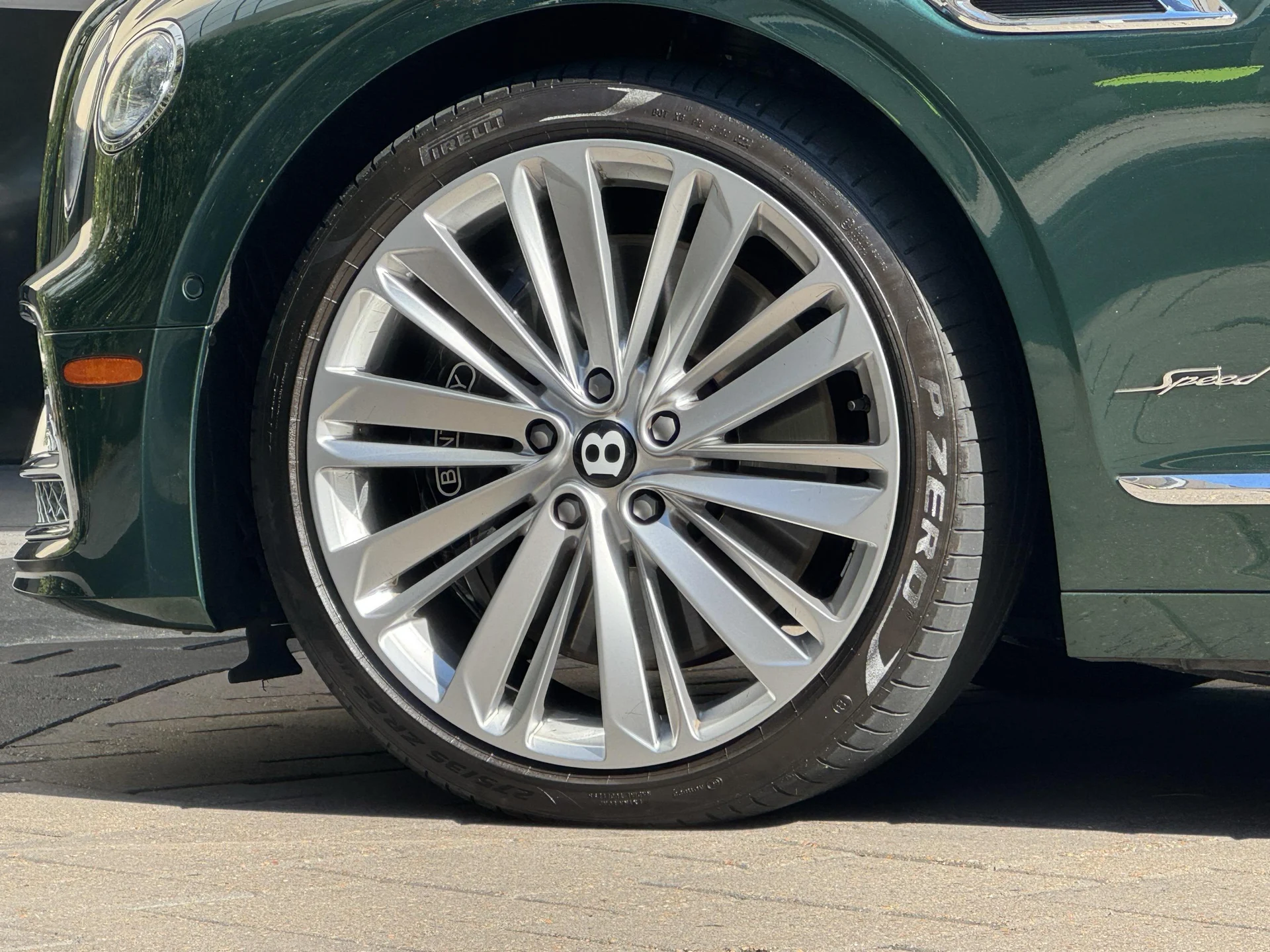 mph005_2704886450_480594322_693aea9b8c4f928eeae3a46d_9cabe1a751