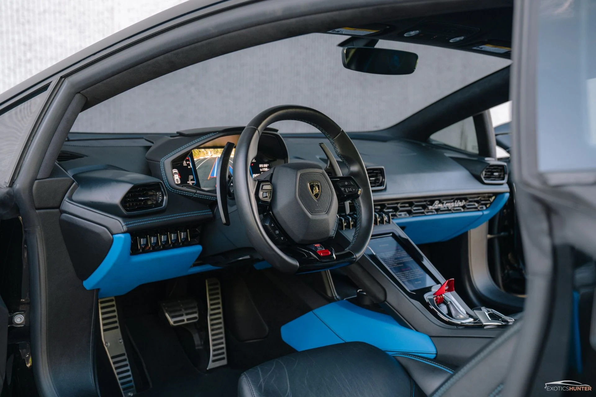 mph005_270702896_Used_2020_Lamborghini_Huracan_EVO_in_Nero_Helena_w_FULL_Stealth_PPF_Blue_Interior_Vossen_Wheels_1743710386_71e600a319