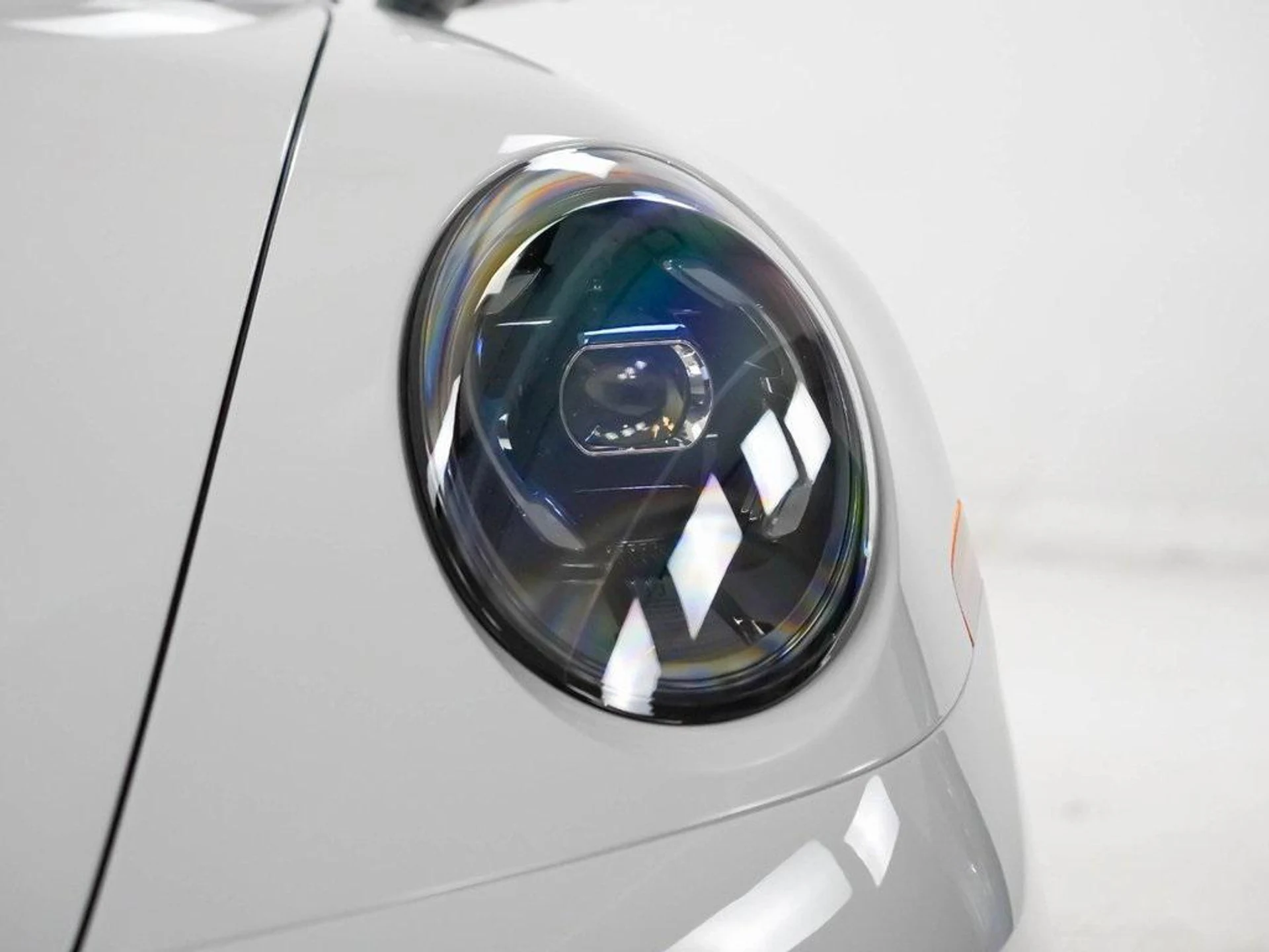 mph005_2707280869_f_HWDV_56_Q_Iug_Thor1_G1_BWH_4sp_Vw8_5fd51439e1