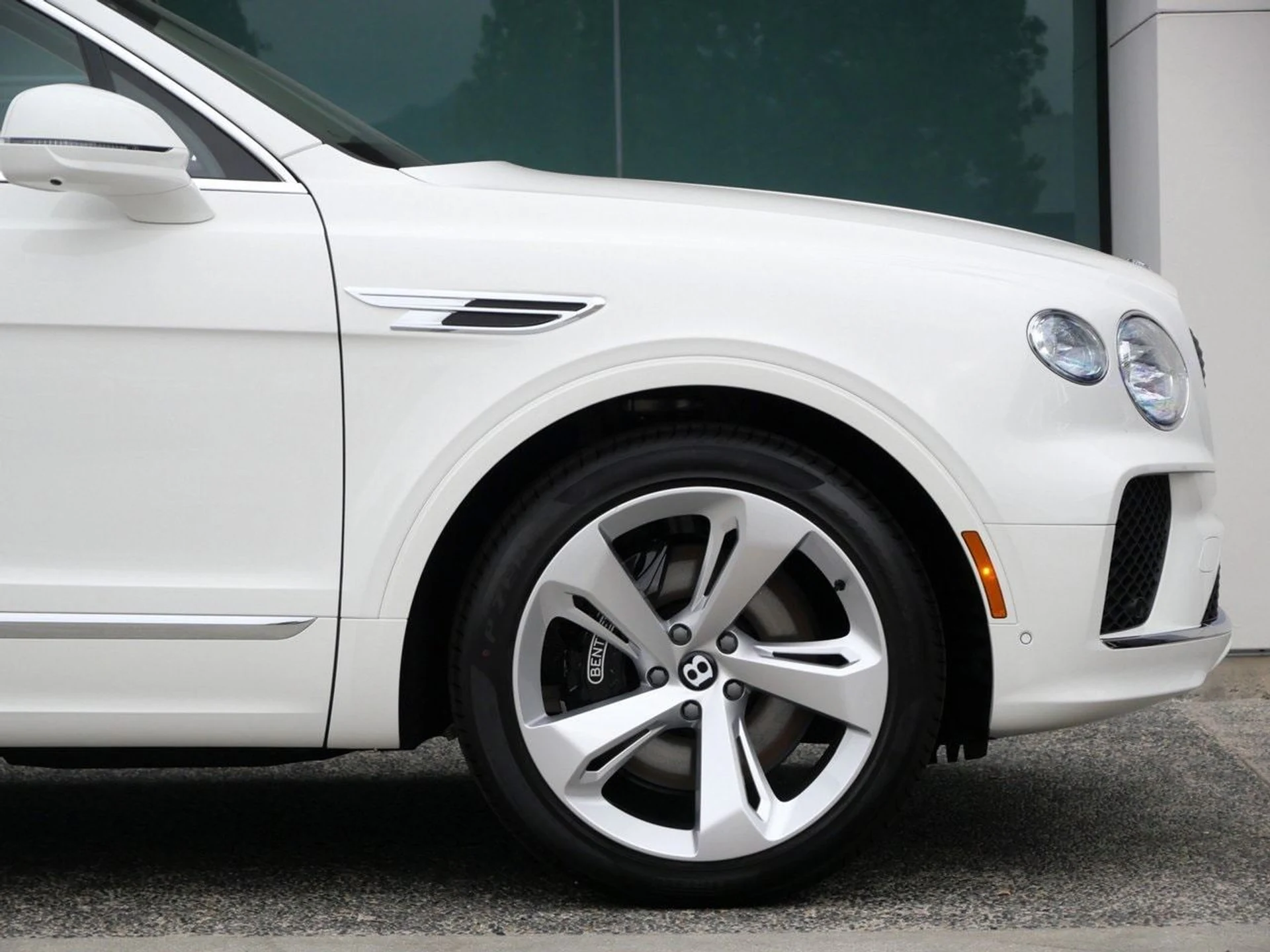 mph005_2709799385_6d7d21cd38f0975fea5a20489997300ax_40082e16c2