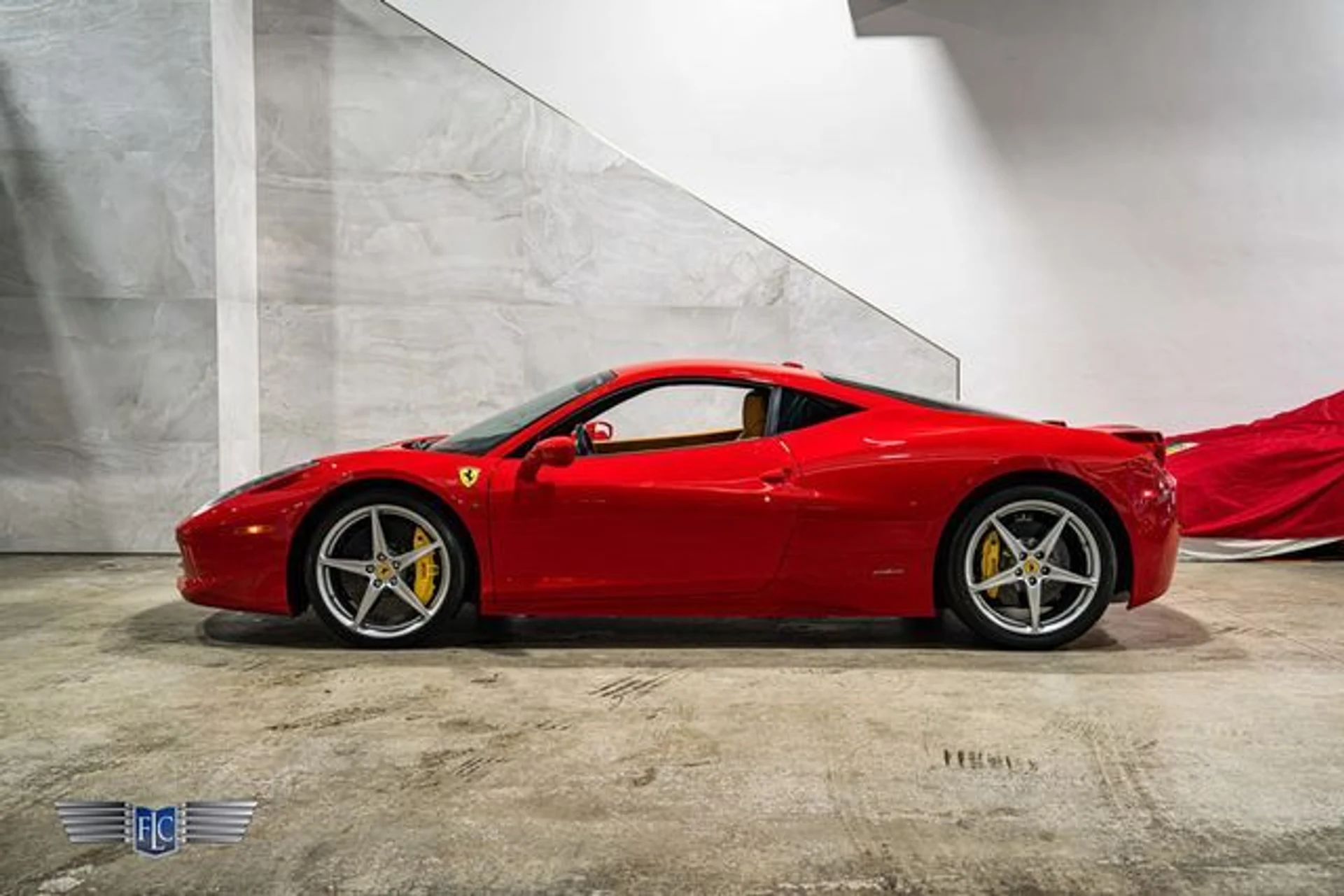 mph005_2722506438_used_2011_ferrari_458_italia_2drcoupe_9689_23088468_10_640_c0d5f2cc7b