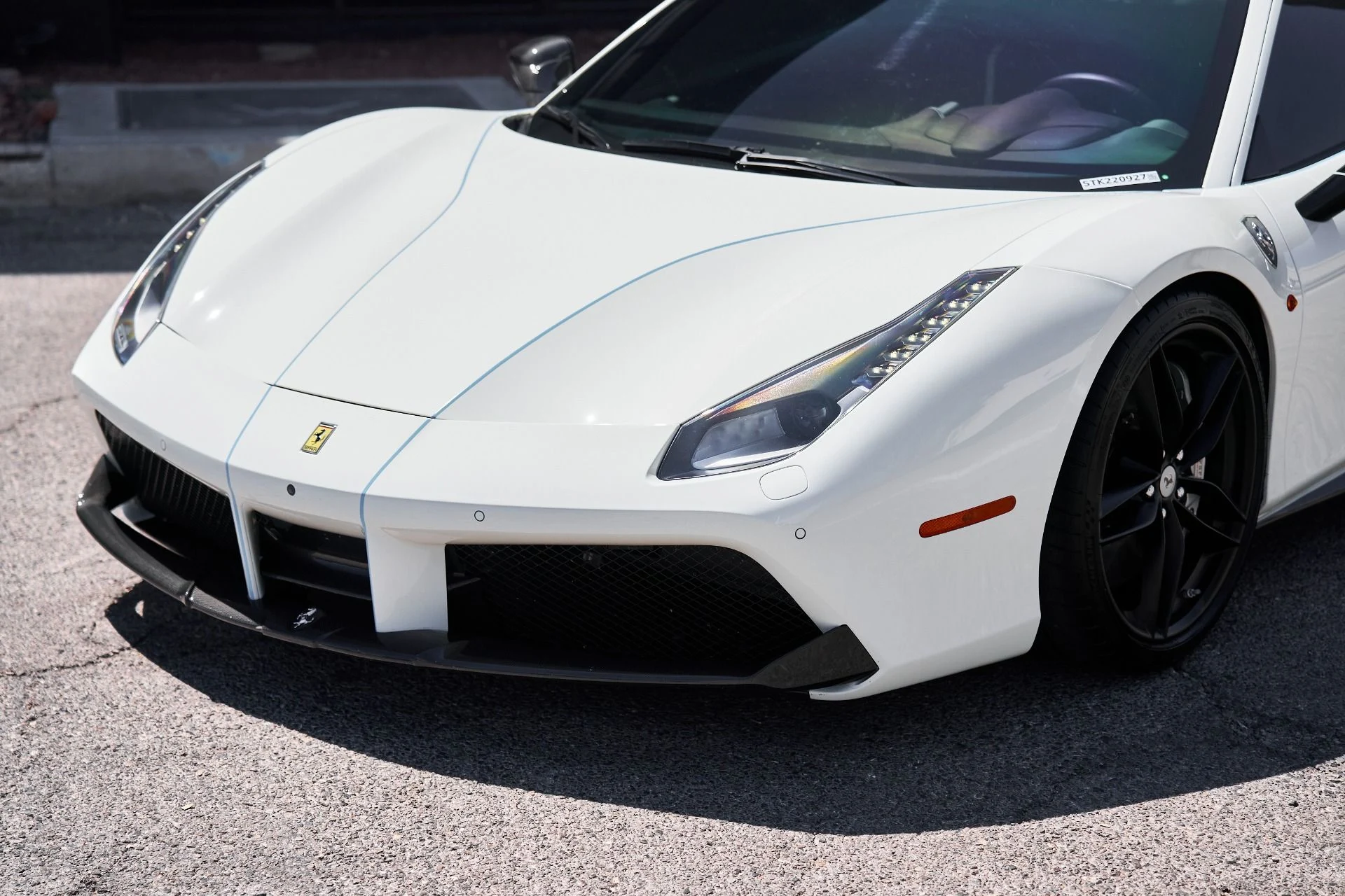 mph005_2724750566_Used_2017_Ferrari_488_GTB_Base_1755309758_bbf9aa28a5