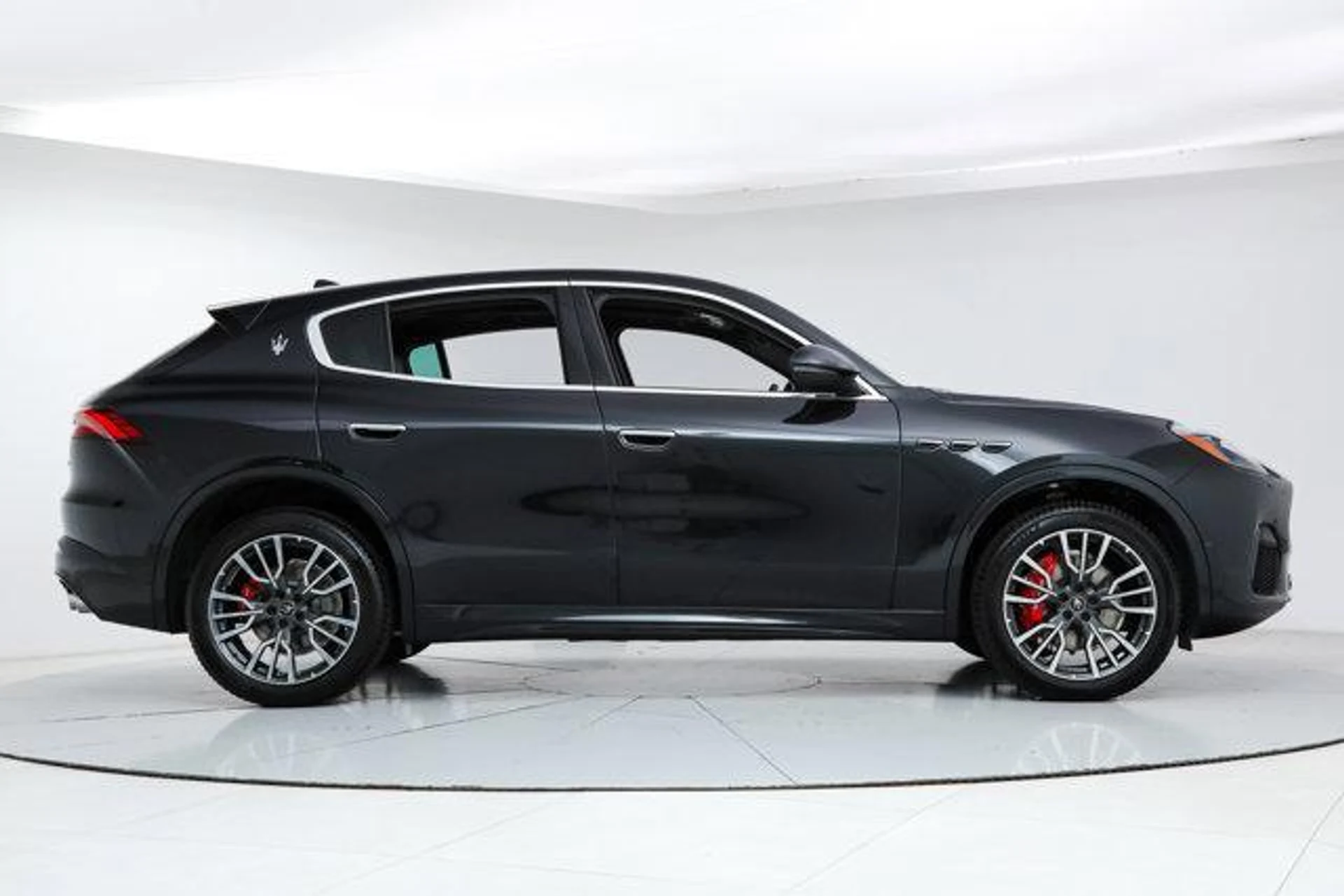 mph005_2733695138_JP_8wq_M7om_Mtkov_Zw_EE_Fnl_Shc_Uv0_cbe2921951