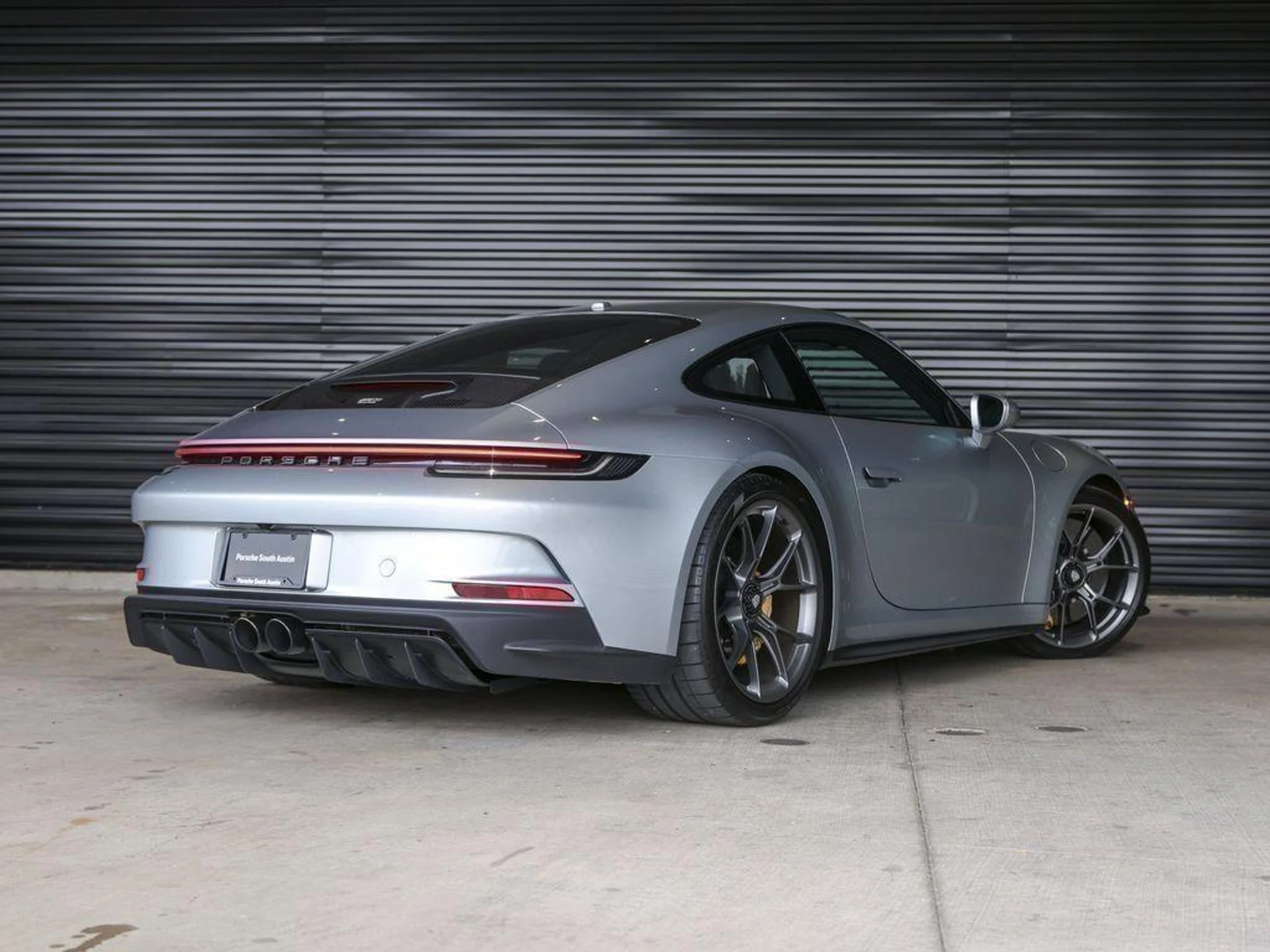 mph005_2733902663_o_Q8b_F9piu_9b1_D24miozq7_Et614_b42a20eb32