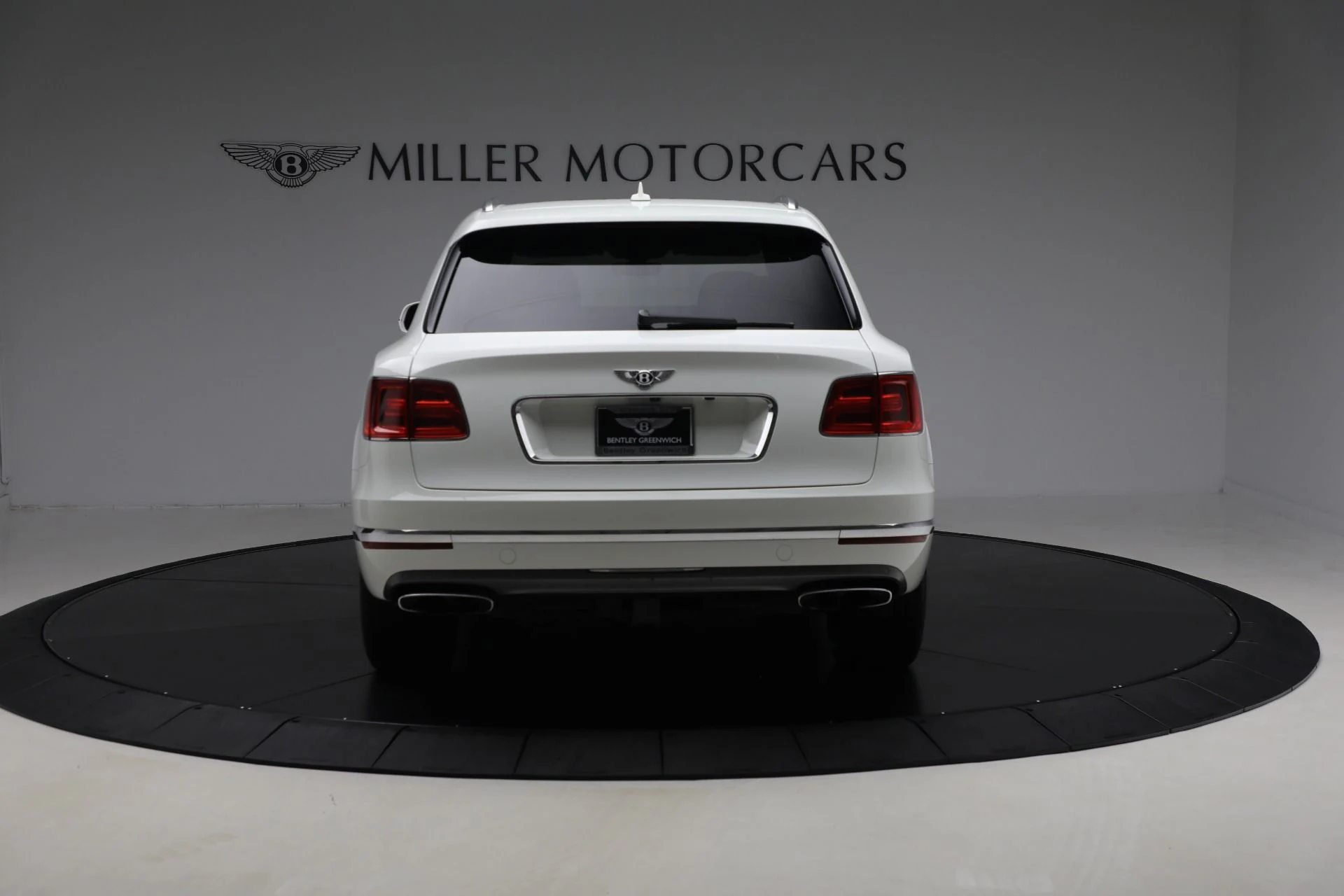 mph005_2740552565_Used_2018_Bentley_Bentayga_Activity_Edition_54f9b7892e