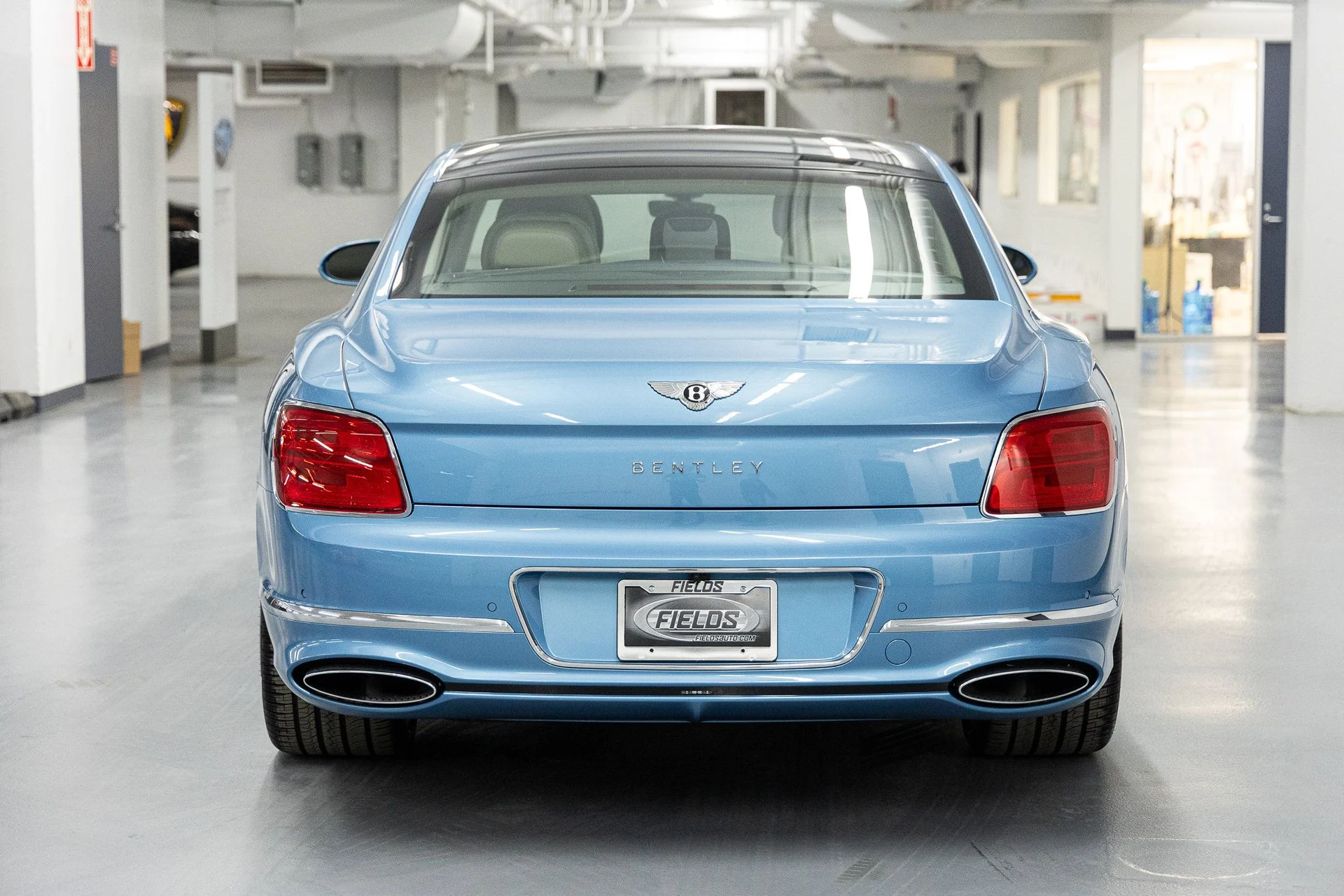 mph005_2740877681_8cb99d99f1d95503efb196e5c085164fx_bade61ea10