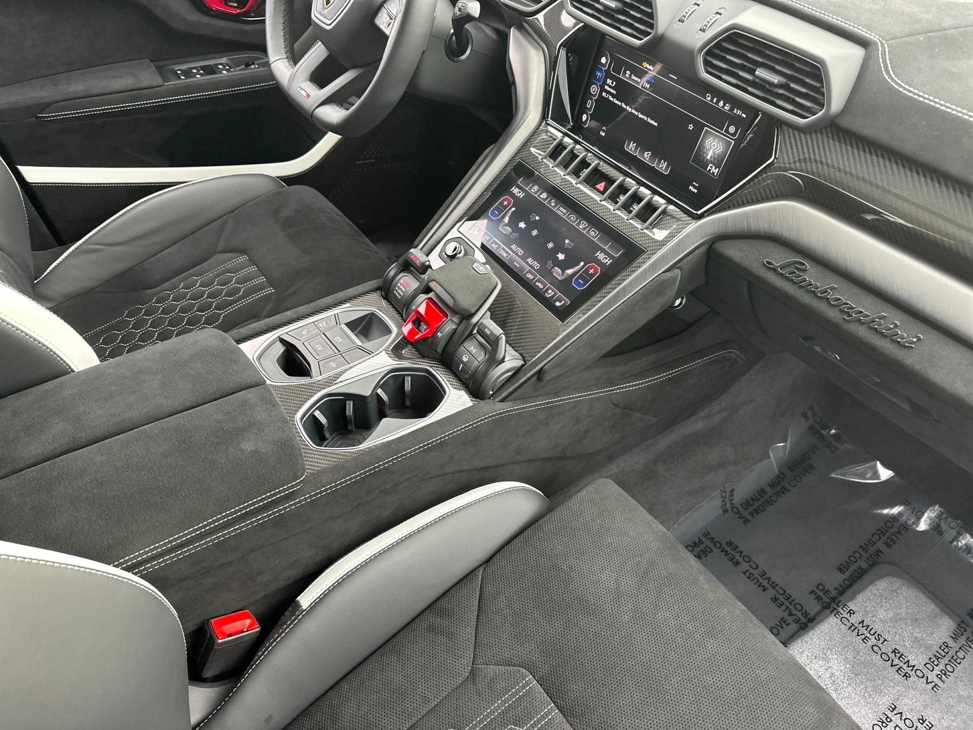 mph005_2755594702_Used_2024_Lamborghini_Urus_Performante_1767174669_b0fcdf351c